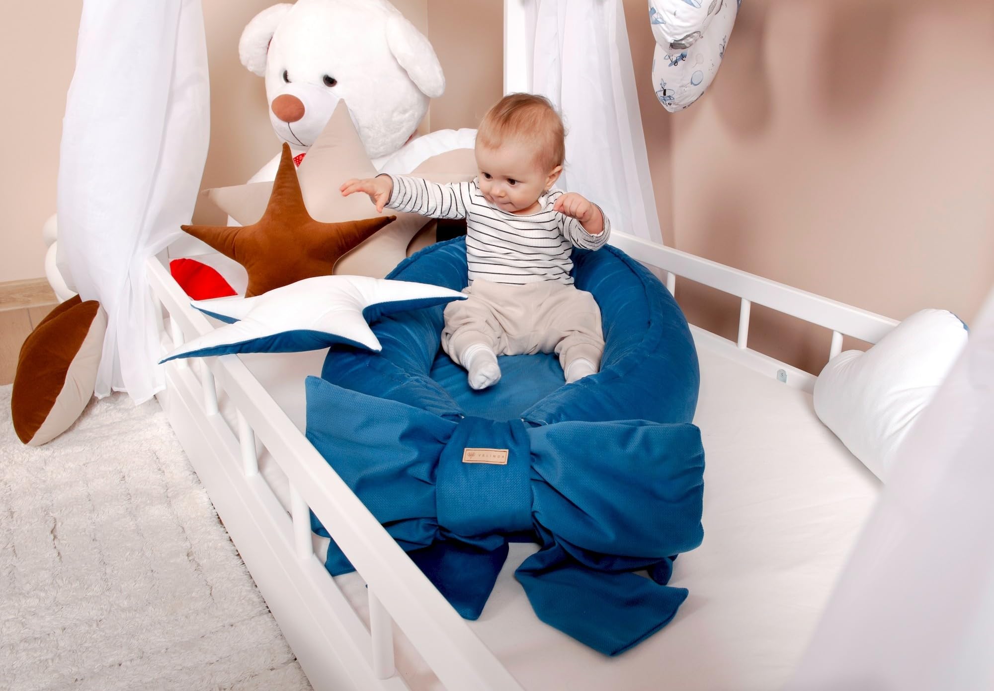 Cocon bébé avec nœud décoratif, réducteur de lit, nid bébé, douillet (couleur: rose clair)