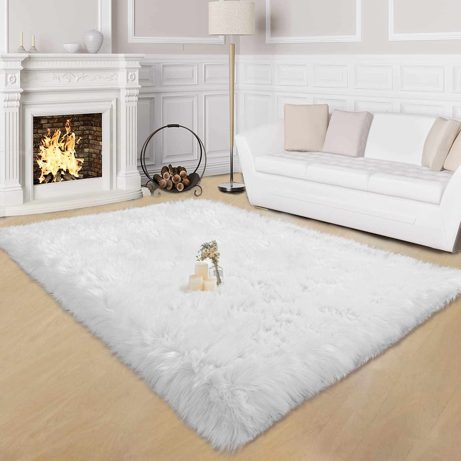CIICOOL Faux Fur Rug White Fluffy Area Rugs for Bedroom, Thick Fuzzy Shag Rug Furry Bedside