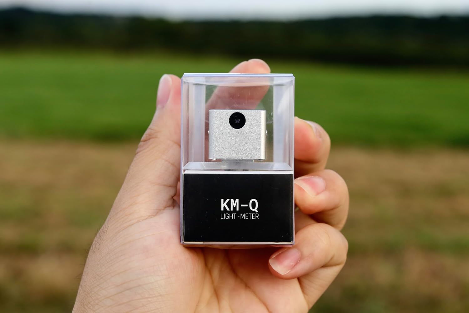 KEKS by antonKUNZE KM-Q OLED digital light meter, silver, OLED display on top