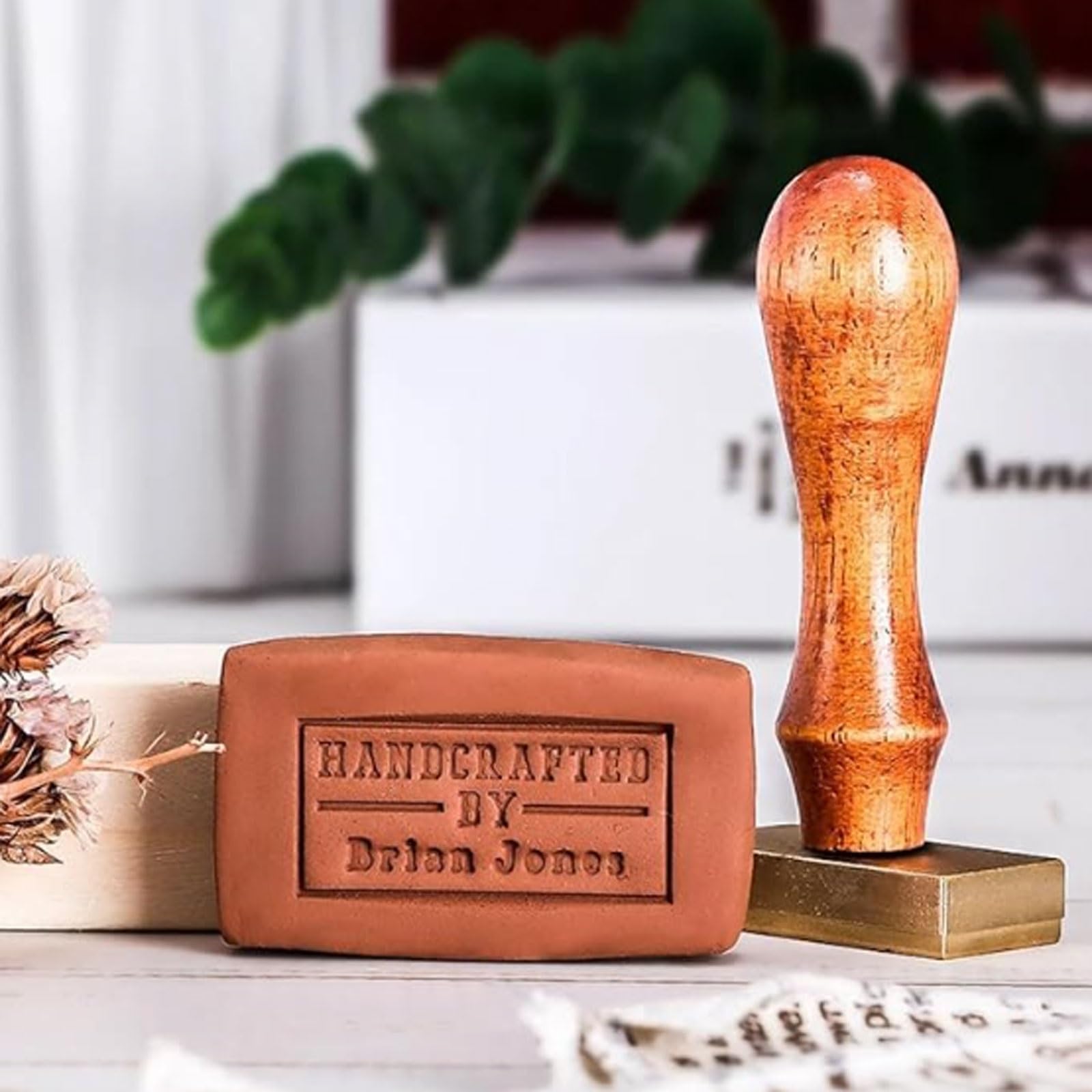 Timbro in argilla personalizzato, timbro in ottone personalizzato for ceramica, strumento for impronte creative con manico in legno cartello(2 Inches)