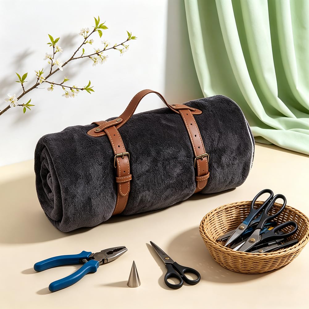 BENECREAT 3 Cinghia per Il Trasporto di Una Coperta Da Picnic In Pelle PU Da 70x30cm, Porta Tappetino Da Picnic Regolabile per Moto, Cinghia per Tappeto Da Letto, Escursioni, Campeggio