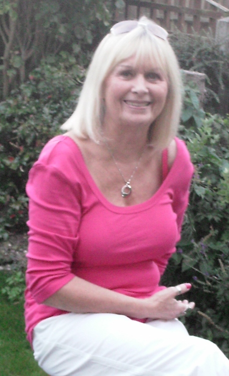 Amazon.co.uk: Dee Brown: books, biography, latest update