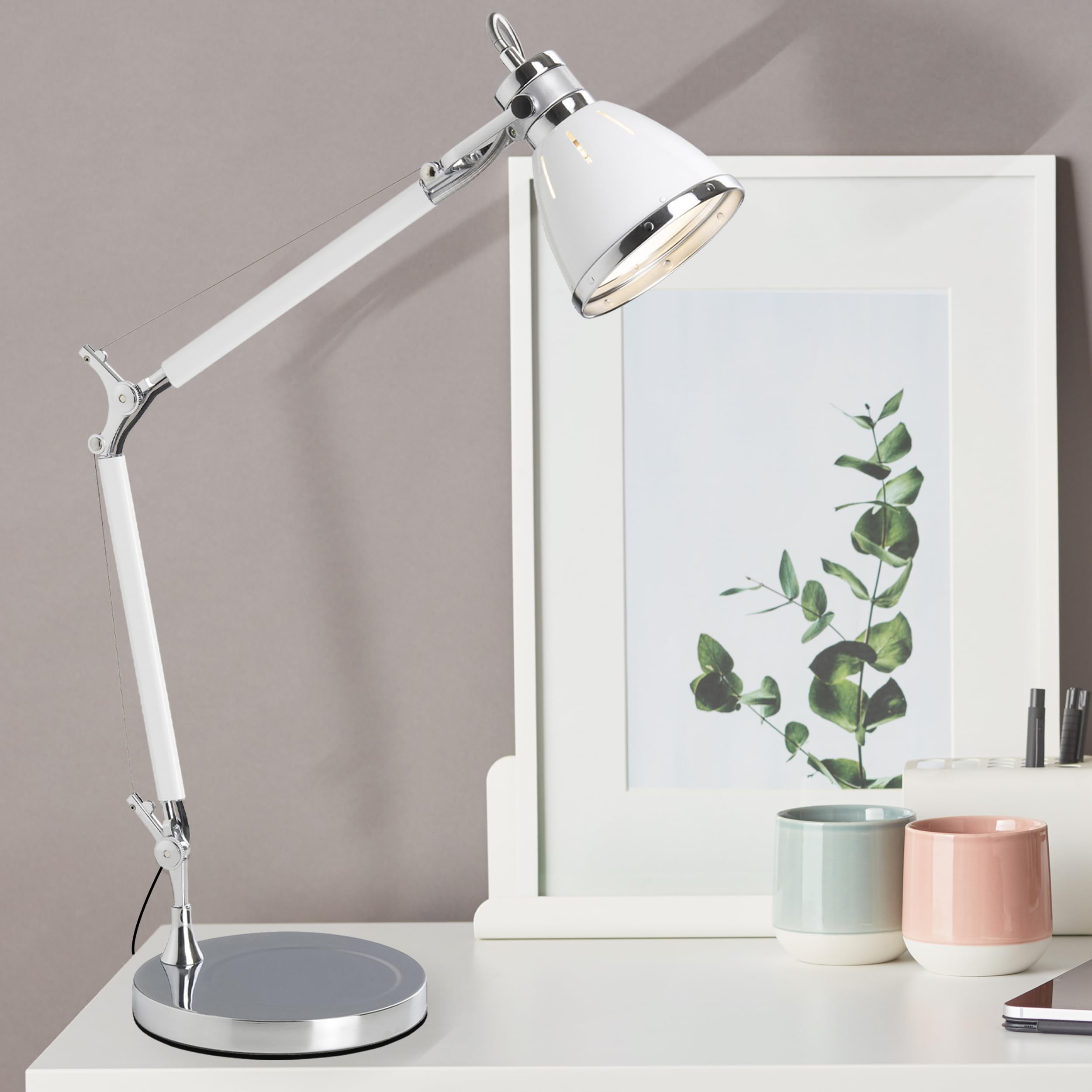 Lightbox Basic Schreibtischlampe - 48 x 50 cm, Ø 21 cm - funktionale Tischleuchte mit schwenkbarem Kopf & einstellbare Gelenke & Schalter - E27, max. 40 W - aus Metall - in Chrom/Weiß