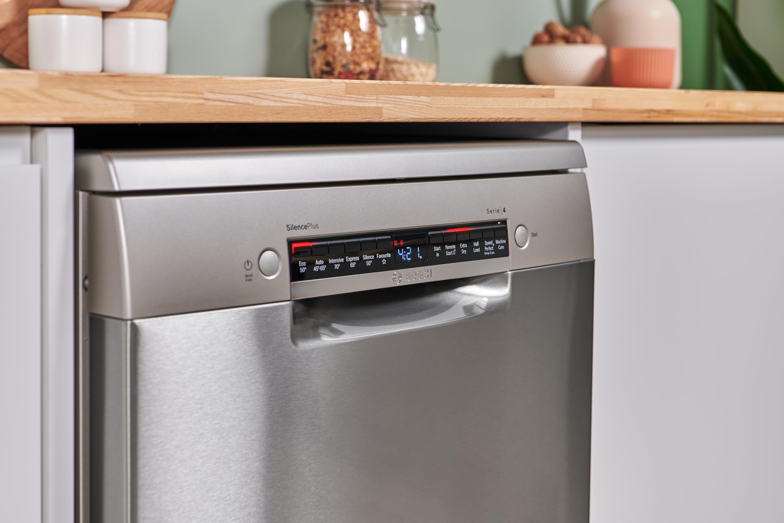 Bosch SMS4EKI06G Series 4, Free-Standing Dishwasher 60 cm, B Energy Rated, 13 Place Settings, 9 Litre, ExtraDry, Silence Plus 42dB Quiet,Rackmatic Adjustable Basket, Silver Inox — view 5