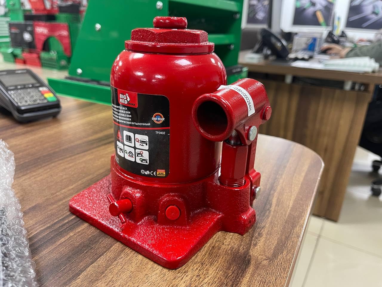 Torin Big RED 4T Hydraulischer Wagenheber (160-390mm) Stempelwagenheber Autoheber Doppel-Ram niedriges Profil Double Ram Bottle Jack für Werkstatt und Garage