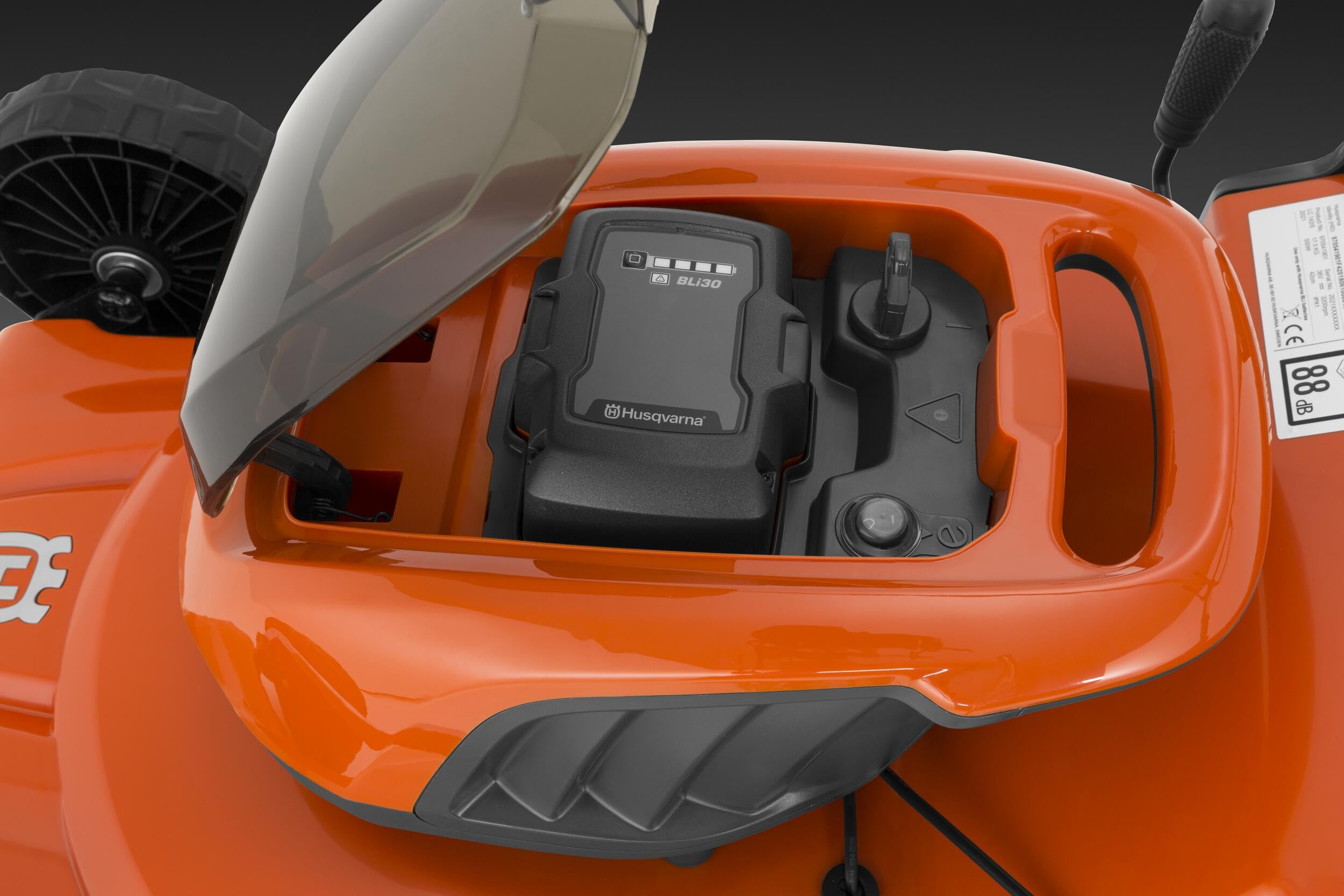 Husqvarna LC 142iS Zestaw Kosiarki Akumulatorowej z Napędem
