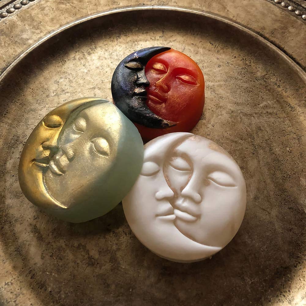 Stampi in silicone a forma di luna: creazione di candele