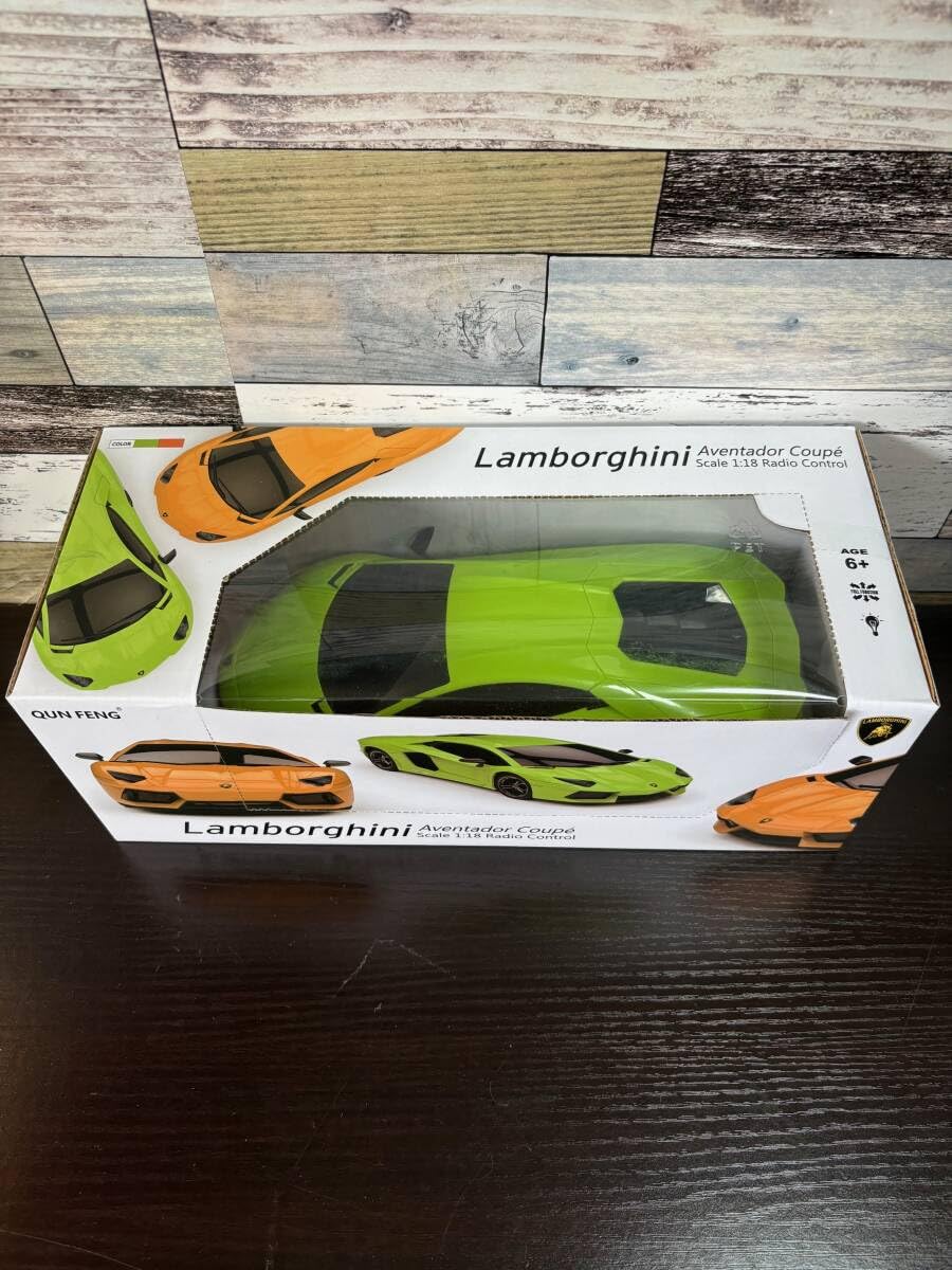 ランボルギーニ・ラジコン 室内の作りにビックリ!まったりとした走行!ラジコン 1/14