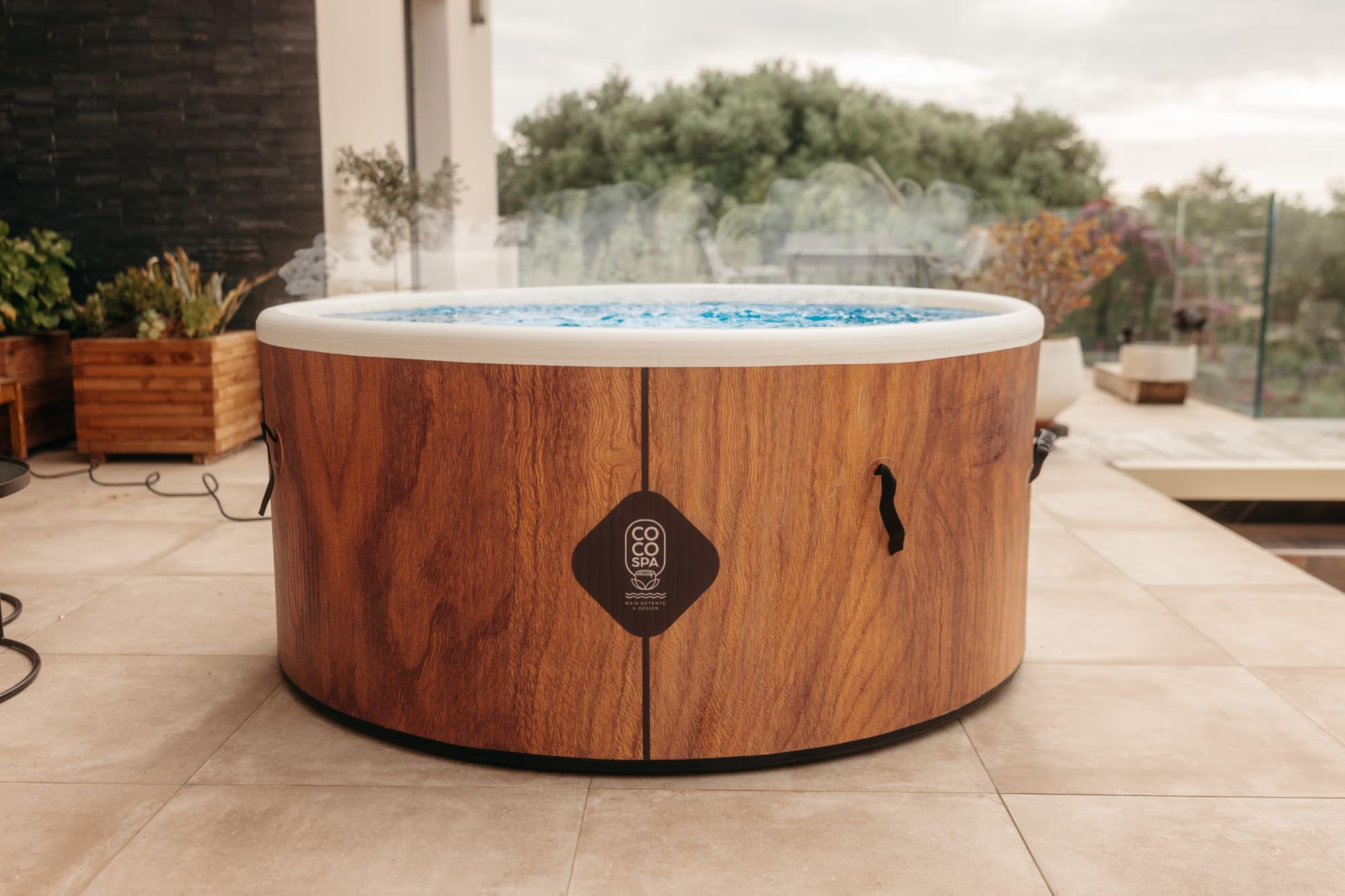 COCO SPA Tahiti Spa Inflable - 150 cm de diámetro - 800 litros - Motor 2240 W - 2 a 4 personas - Masaje 140 chorros