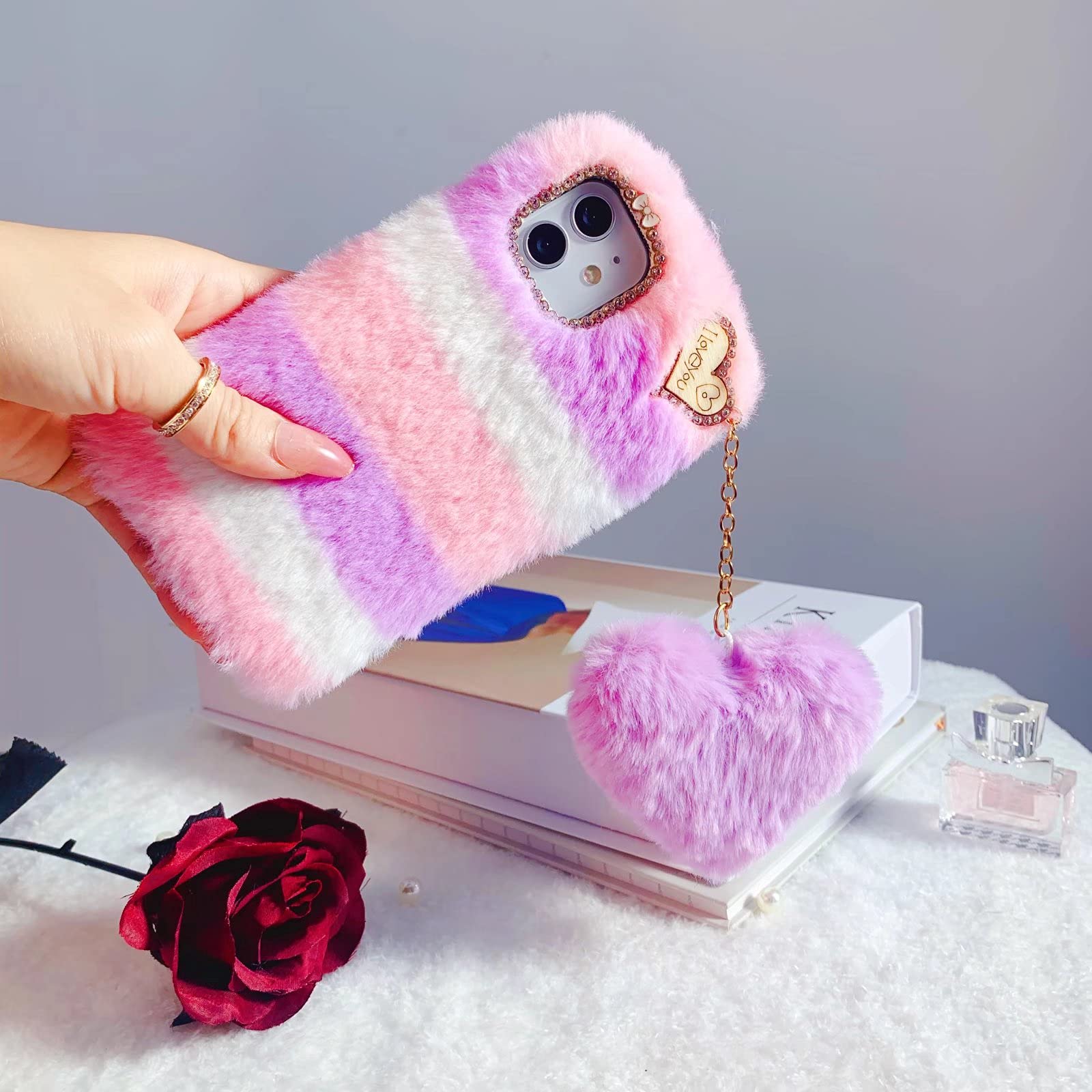 Custodia Peluche Colorata Per IPhone 12 Mini: Soffice Cover Con Ciondolo A Cuore, Morbida TPU, Per Ragazze - copertina