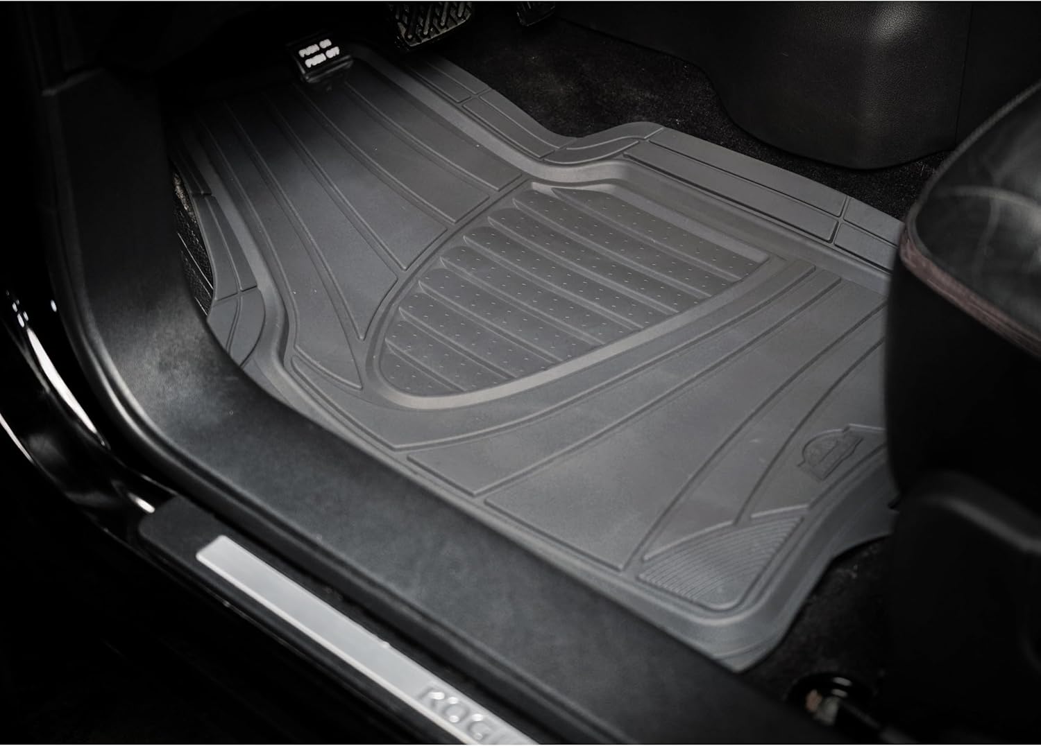 Armor All Floor Protector, Universal Floor Mats for Cars, Trucks, and SUVs, All-Season & Heavy-Duty Mats, Trim to Fit for Full Coverage, Premium Quality and Easy to Clean, Gray (3-Piece)