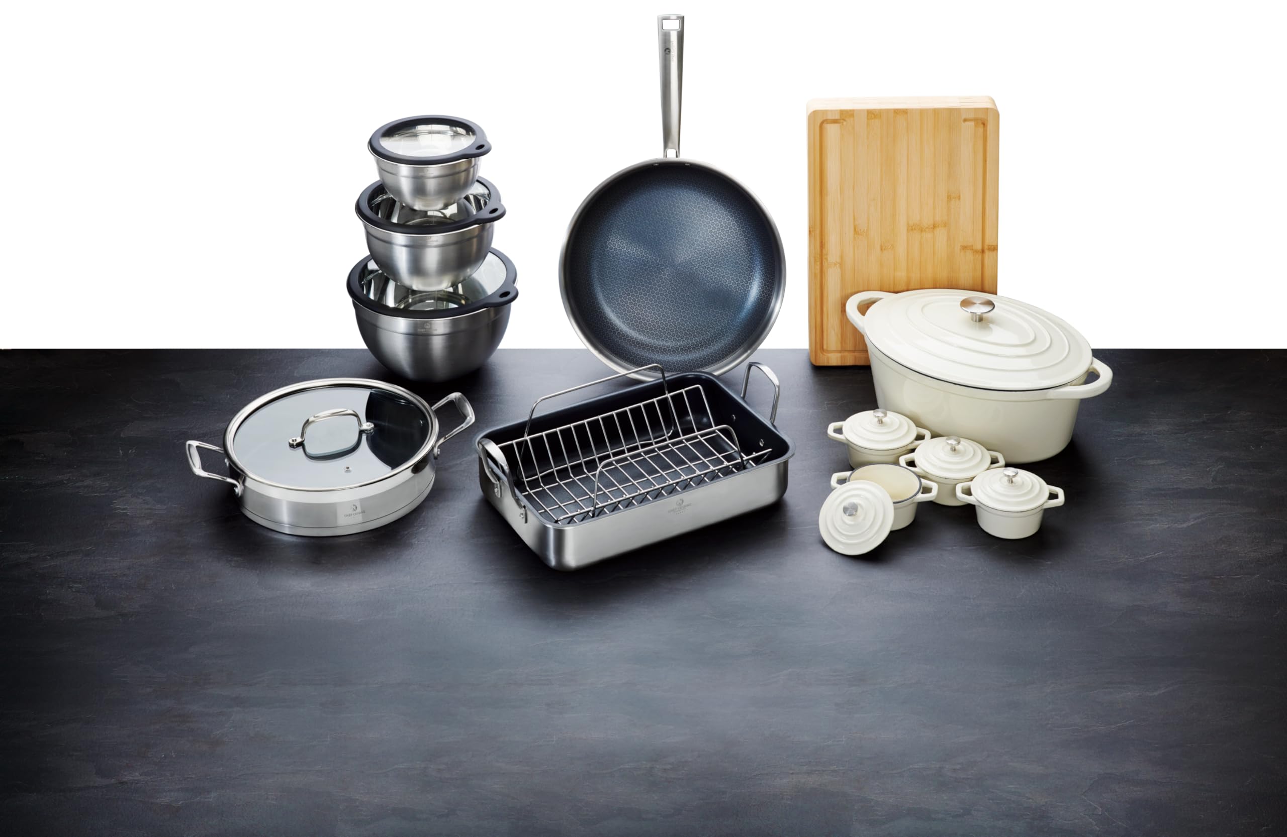 CHEF CUISINE Bräter Gusseisen mit Deckel, Oval groß, 6,7 L, Induktionsgeeignet, Antihafteffekt, geeignet zum Brot backen, inklusive Deckel mit Edelstahl Knopf, Creme