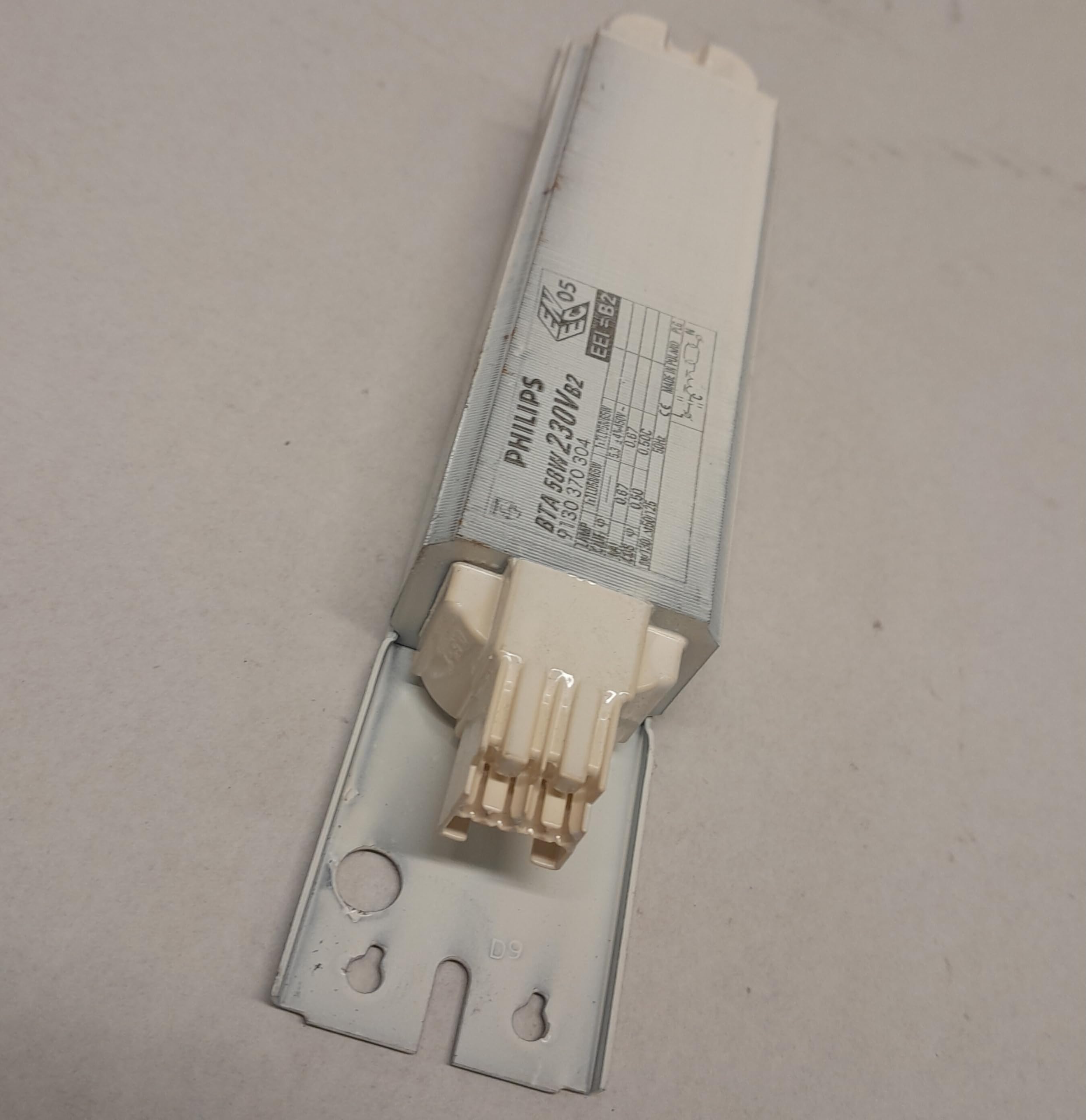 DSTOCK60 - Vorschaltgerät, elektromagnetisch, fluoreszierend, BTA 58 W, 230 V, B2, kompatibel mit Philips 8711500944375