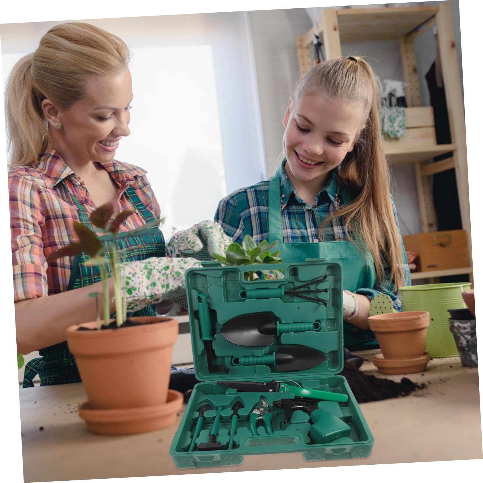 BESPORTBLE Outils De Jardinage Pelle Râteau Cisaille Pulvérisateur avec Étui De Rangement pour Jardinage
