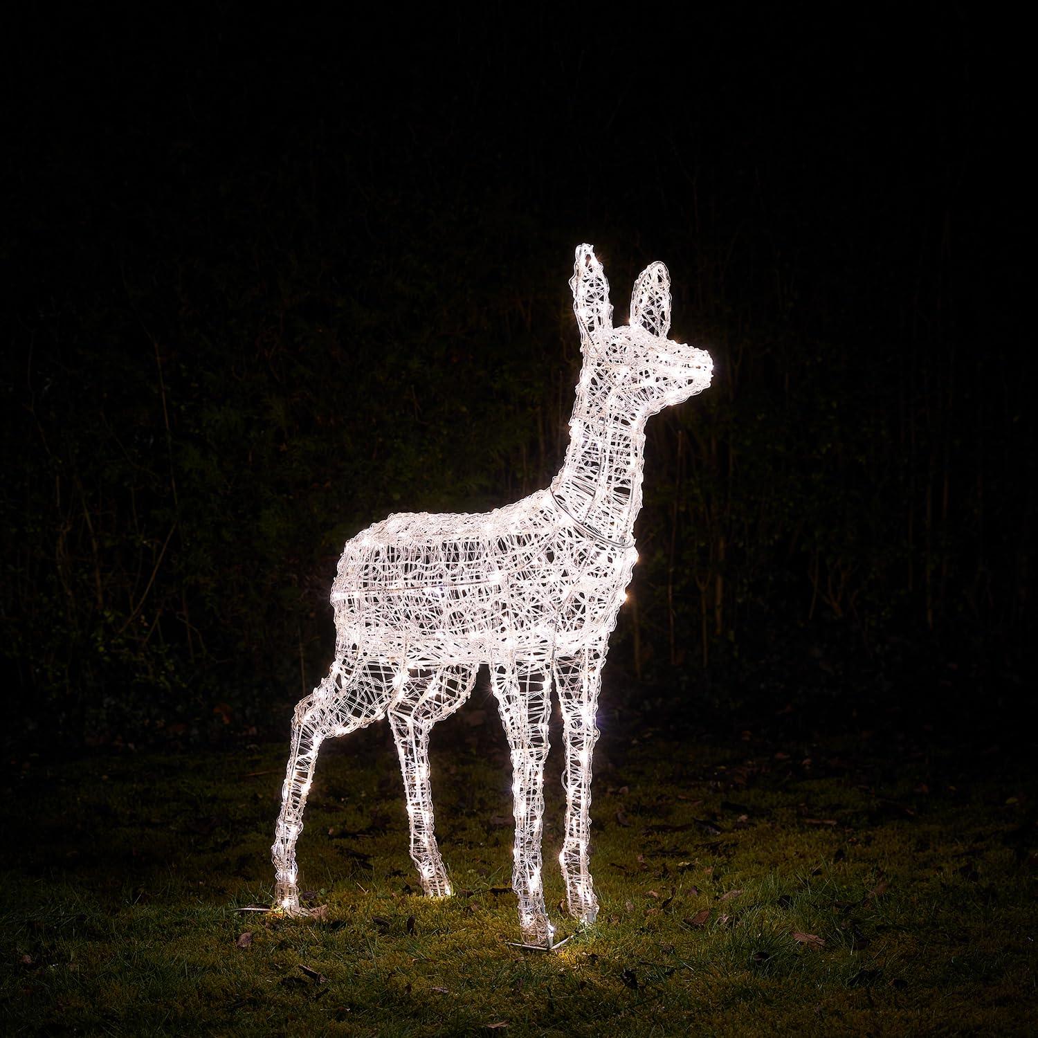 Lights4fun 3-in-1 Swinsty LED Rentier Figur Mutter 105cm Timer Weihnachtsbeleuchtung Außen und Innen
