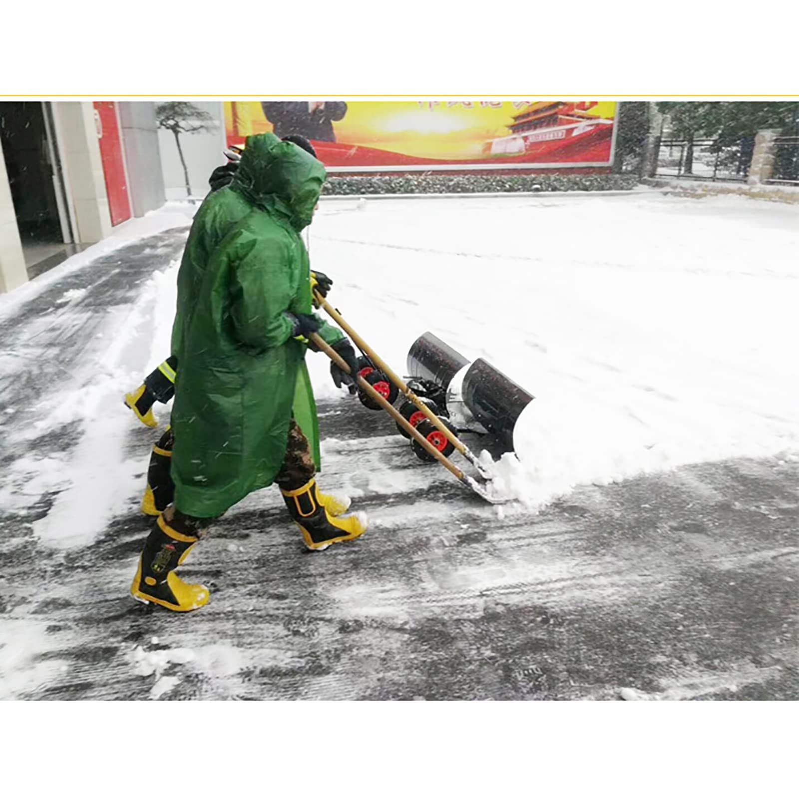 Palas de nieve, empujador de nieve rodante con ruedas de 10 pulgadas, empujador de nieve de metal resistente con altura y ángulo ajustables para entrada de coches, jardín, limpieza de pavimento ( Size