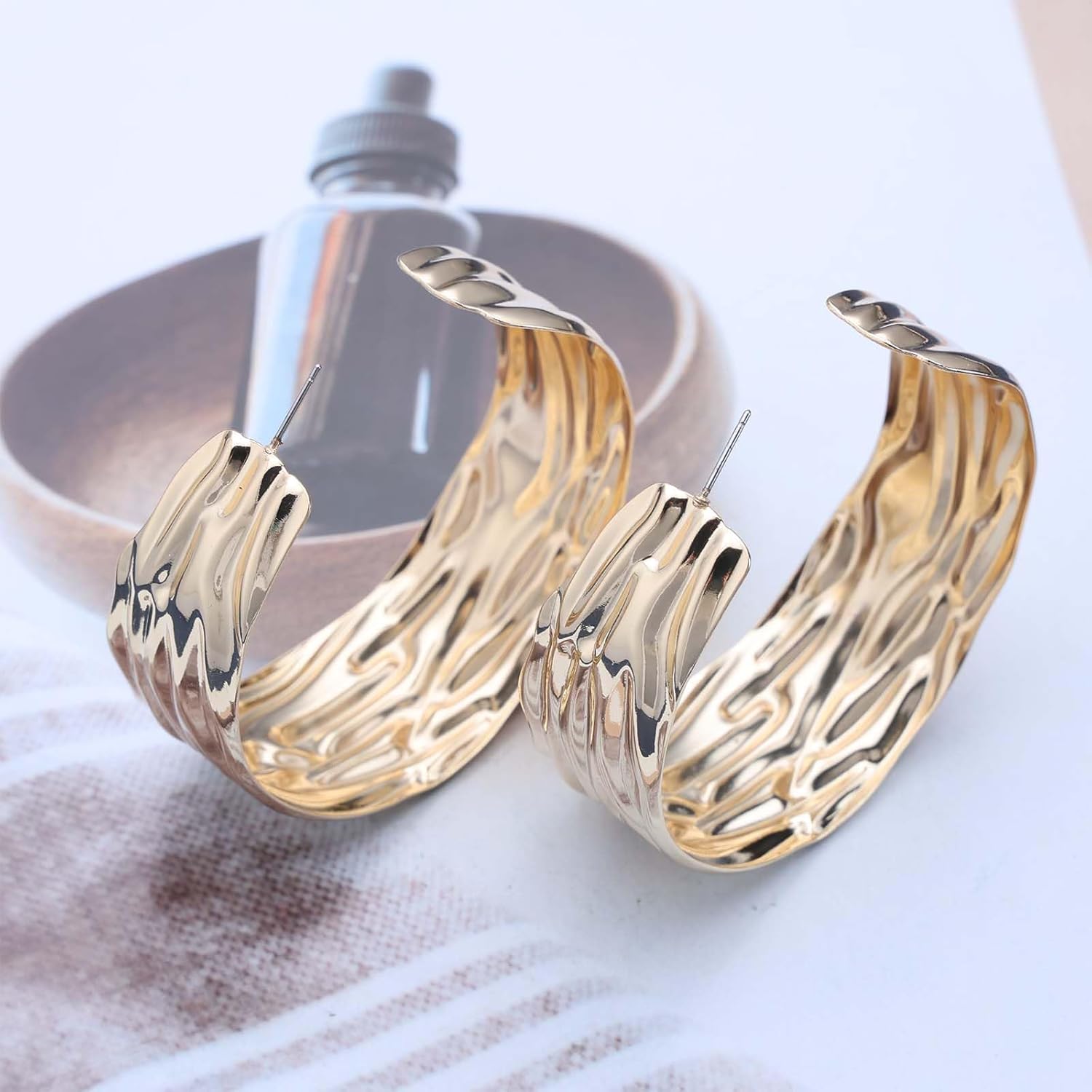 Boho Wide Hoop Stud Earrings Gold C Shape Earrings Hammered Circle Stud Earrings Chunky Creole Earrings Large Huggie Hoop Earrings Jewelry for Women - Image 6