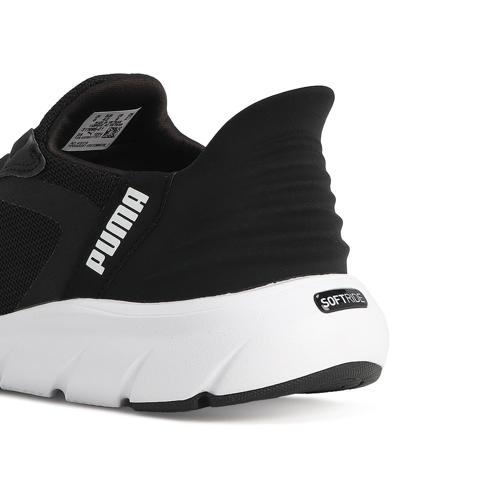 PUMA(プーマ)のストアを表示 [プーマ] ランニングシューズ SOFTRIDE フレックス レース EASE IN ワイド ALT in use