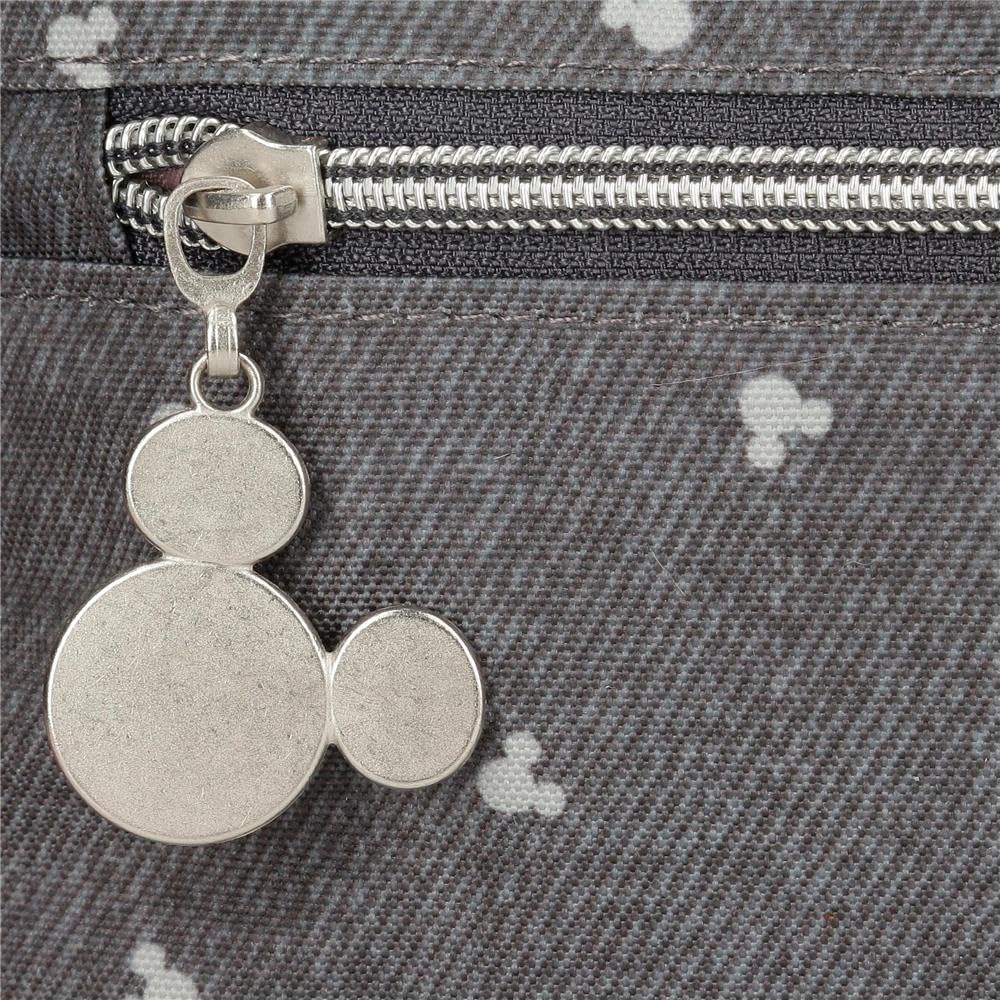 Joumma Bags, Mickey Studs, mochila escolar, fabricada en Poliéster, Tirantes anchos, ergonómicos y acolchados, Ligera y práctica para ofrecer una mayor comodidad, Asa superior para colgar.