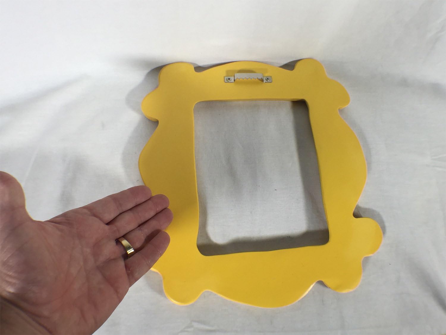 Friends, Monica's Peephole Door Frame