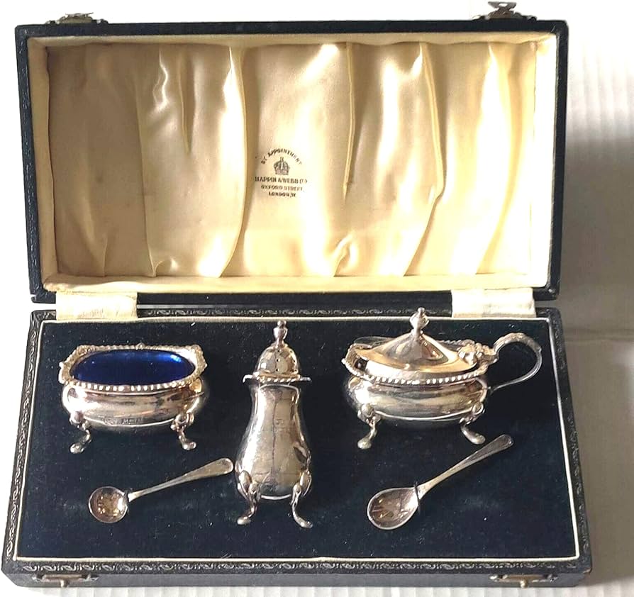 スターリングシルバー　アンティーク　調味料入れ　4点セット アンティークスターリングシルバー調味料入れセット