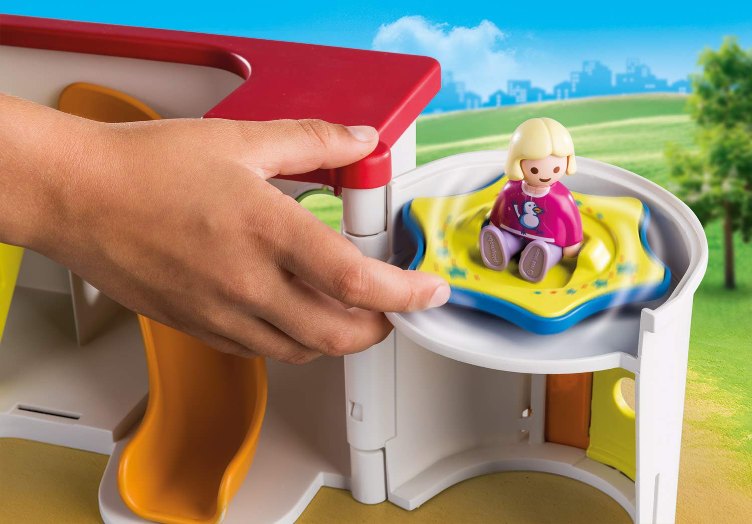 PLAYMOBIL 1.2.3 70399 Mein Mitnehm-Kindergarten mit Schaukel, Karussell und Rutsche, mit Tragegriff zum Zuklappen und Mitnehmen, ab 1 Jahr