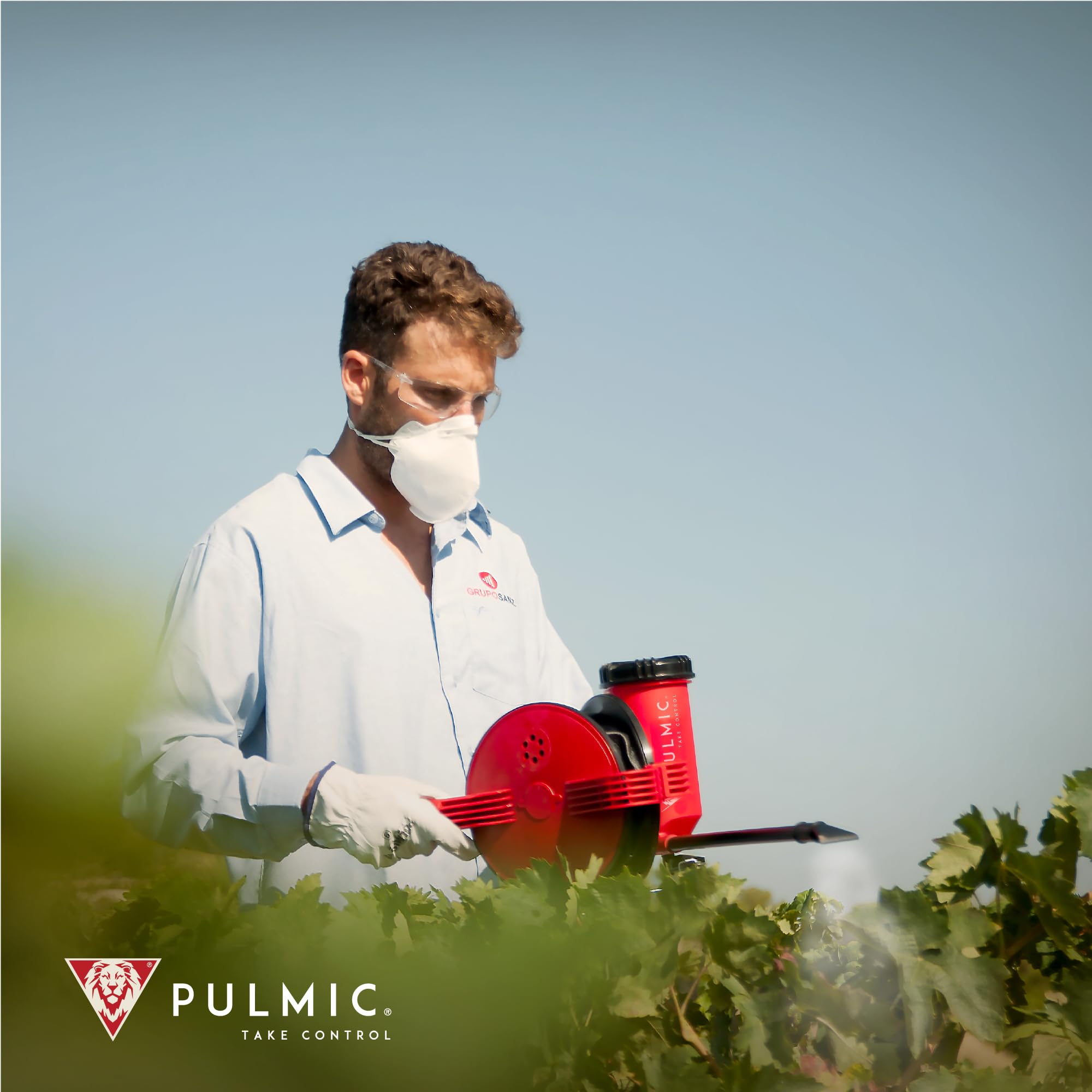 Espolvoreador Azufre, Tierra de Diatomeas e Insecticidas .Pulverizador de Polvo con Agitador, Boquilla y Tubo Orientable .Fuelle para Fumigar Polvo con Agitador. Azufradora 1,5kg Fabricado en España