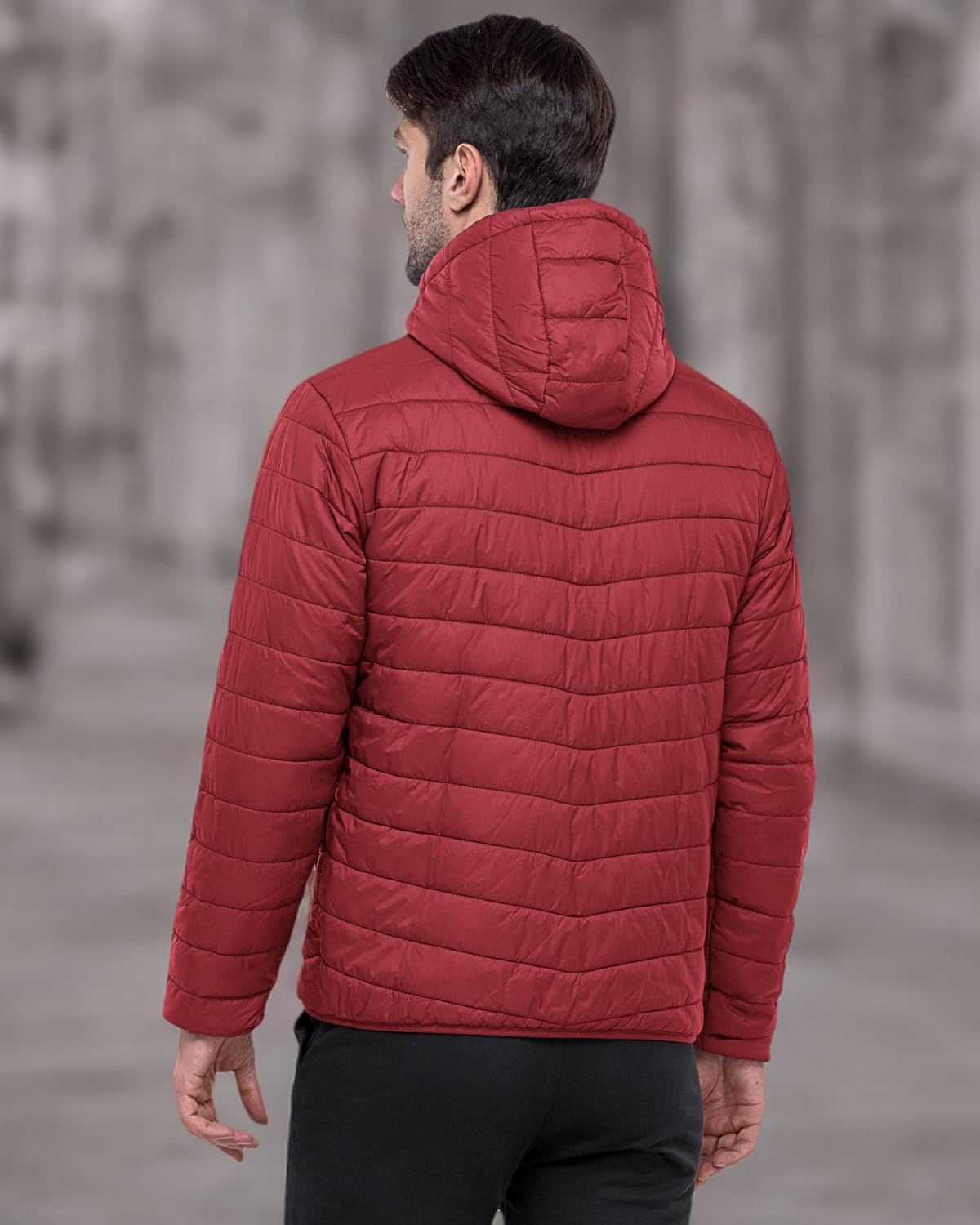 33,000ft Men's Lightweight Packable Insulated Puffer Winter Jacket with Hood, Water-Resistant Down Alternative Puffy Coat - Image 7