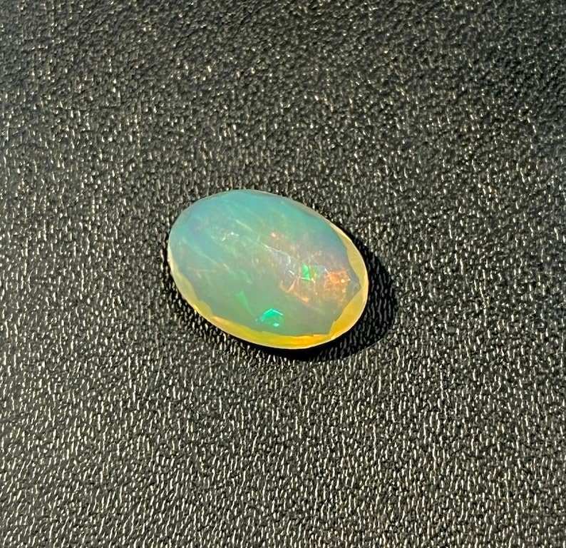 Opale éthiopienne facettée AAA 14x10mm pour haute joaillerie