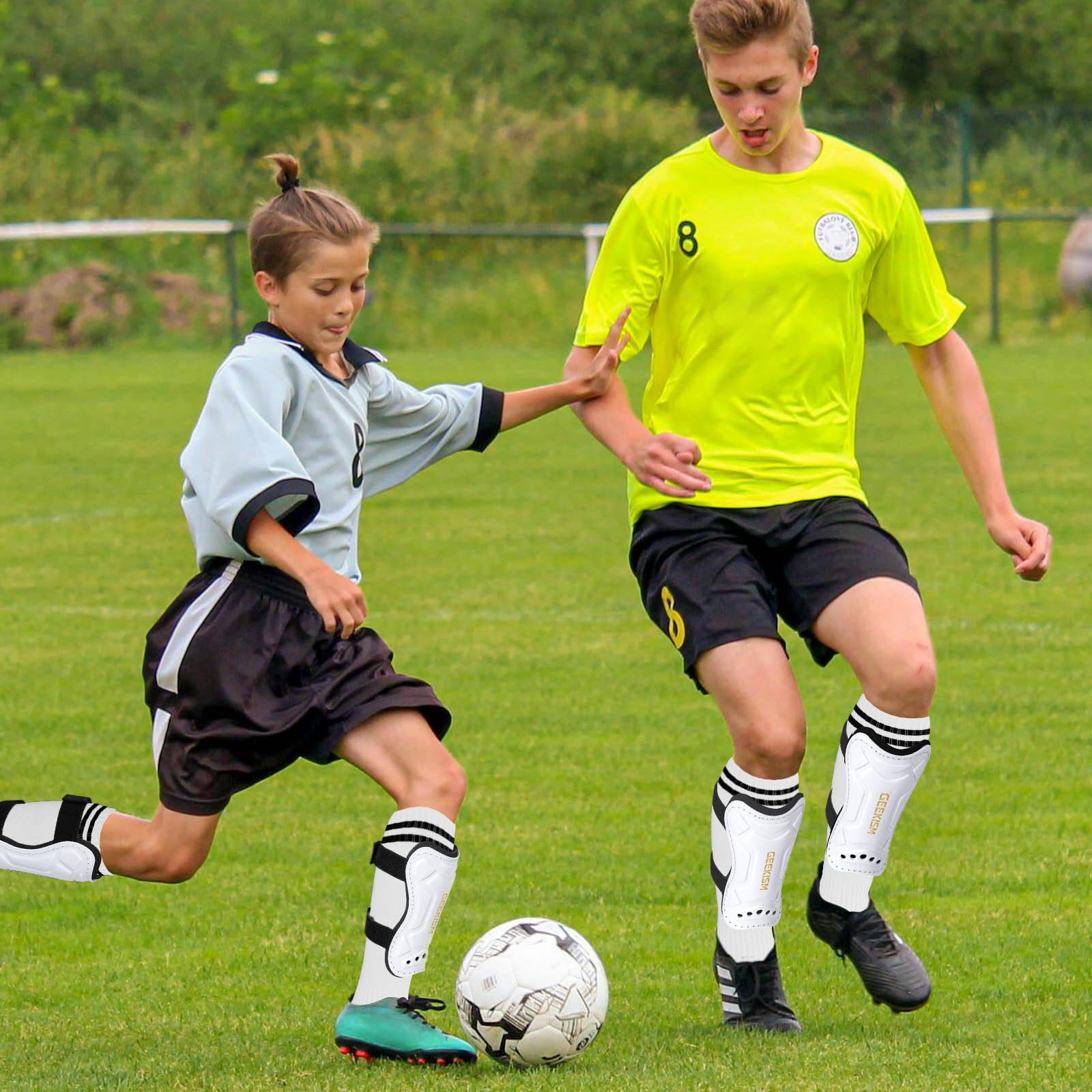 GeekSport - Espinilleras de fútbol para jóvenes, 2 pares de 3 tamaños, equipo de protección para pantorrillas para niños de 3 a 15 años
