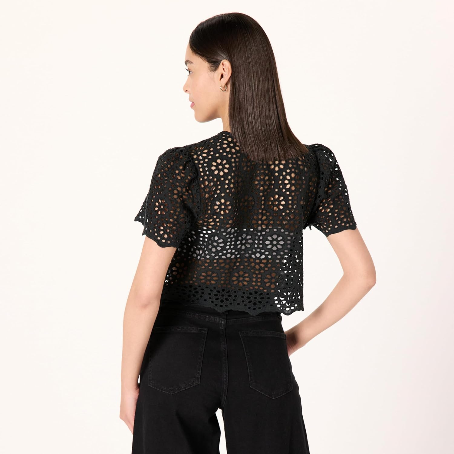 The Drop Womens Doca Lace Tie Front Top with Scallop Detail - Image 2
