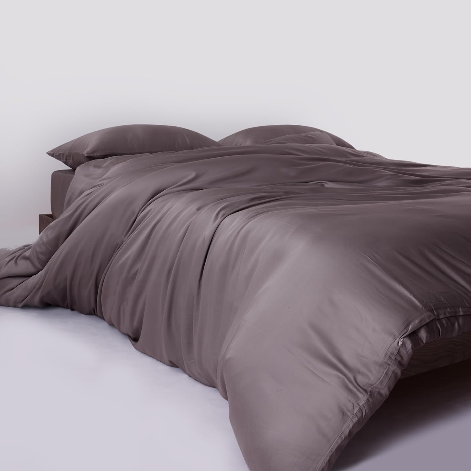 FURRFREE Bamboo Duvet Cover - Genuine 100% Organic Viscose- Breathable & Silky Soft Duvet Cover for All Season, Machine Washable, Pet Hair Repellent Family - Lilac Purple King