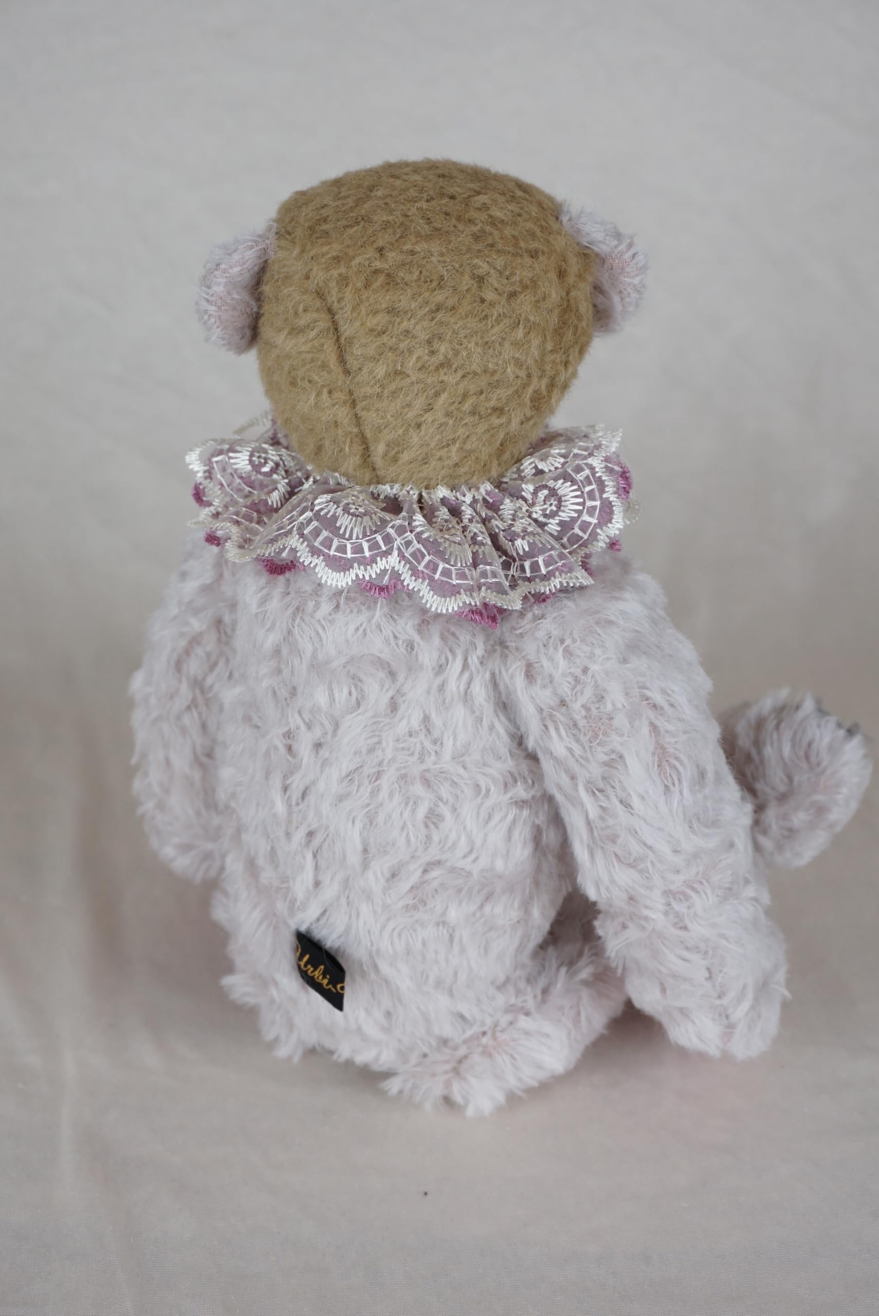 Generisch Handgefertigter Teddybär Grischka von den Urbi-Bären