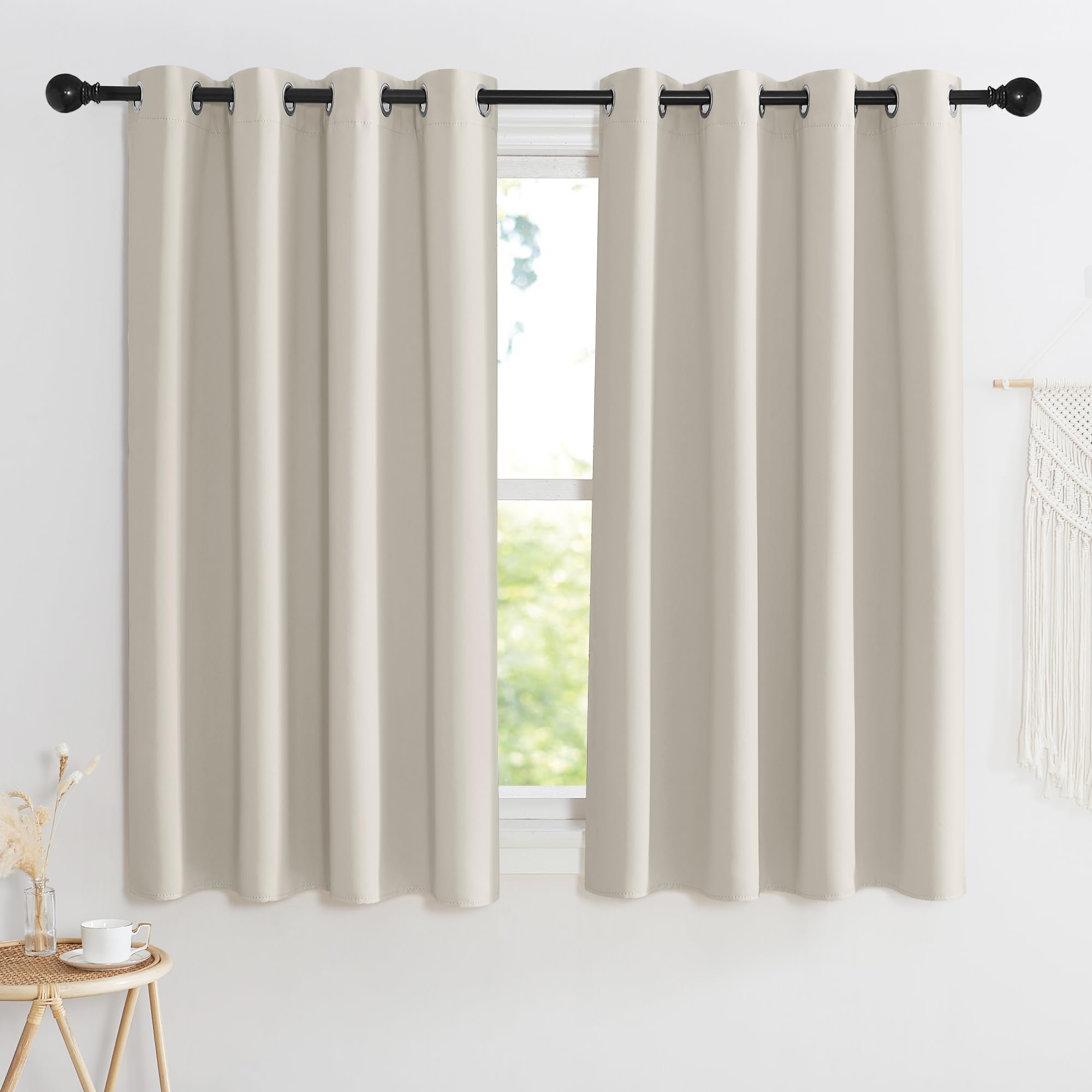 KGORGE Blickdichte Gardinen Kurz Fenster Schlafzimmer 2-Set 125 x 140 cm(HxB) Verdunklungsvorhänge mit Ösen Thermovorhang Hitzeschutz Küchengardinen, Natur