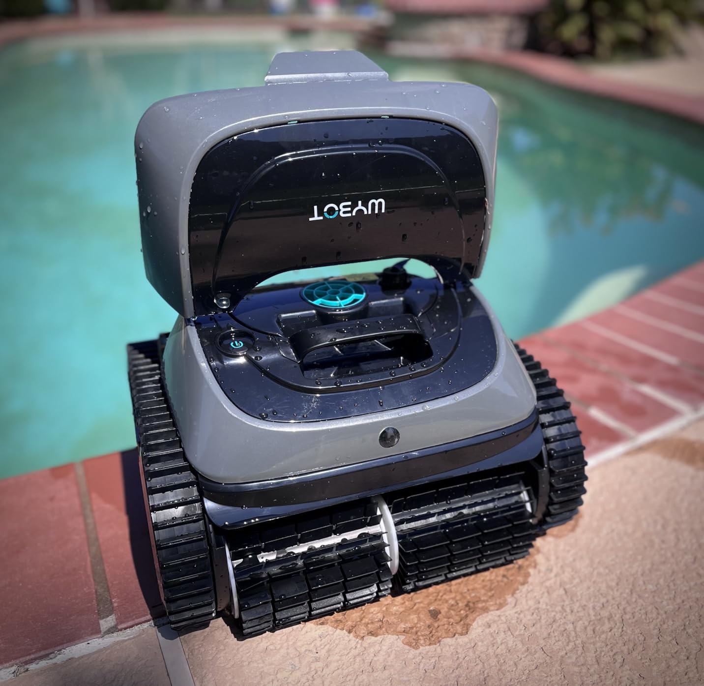 WYBOT C1 4-in-1 cleaning modes for small inground pools