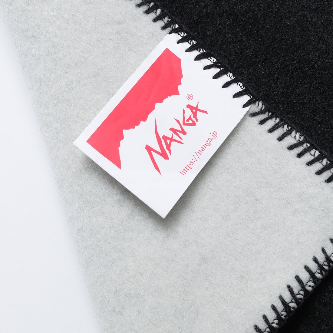 Amazon.co.jp: Nanga Flame Resistant Logo Blanket : Sports & Outdoors