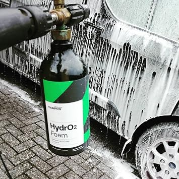 CARPRO HydrO2 Foam Car Wash & High Gloss Sealant in One: 1-Step Car Wash and Coat, Ultra-Hydrophobic Coating - Liter (34oz)