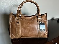 Review Image by Kari Sanchez Kari Sanchez