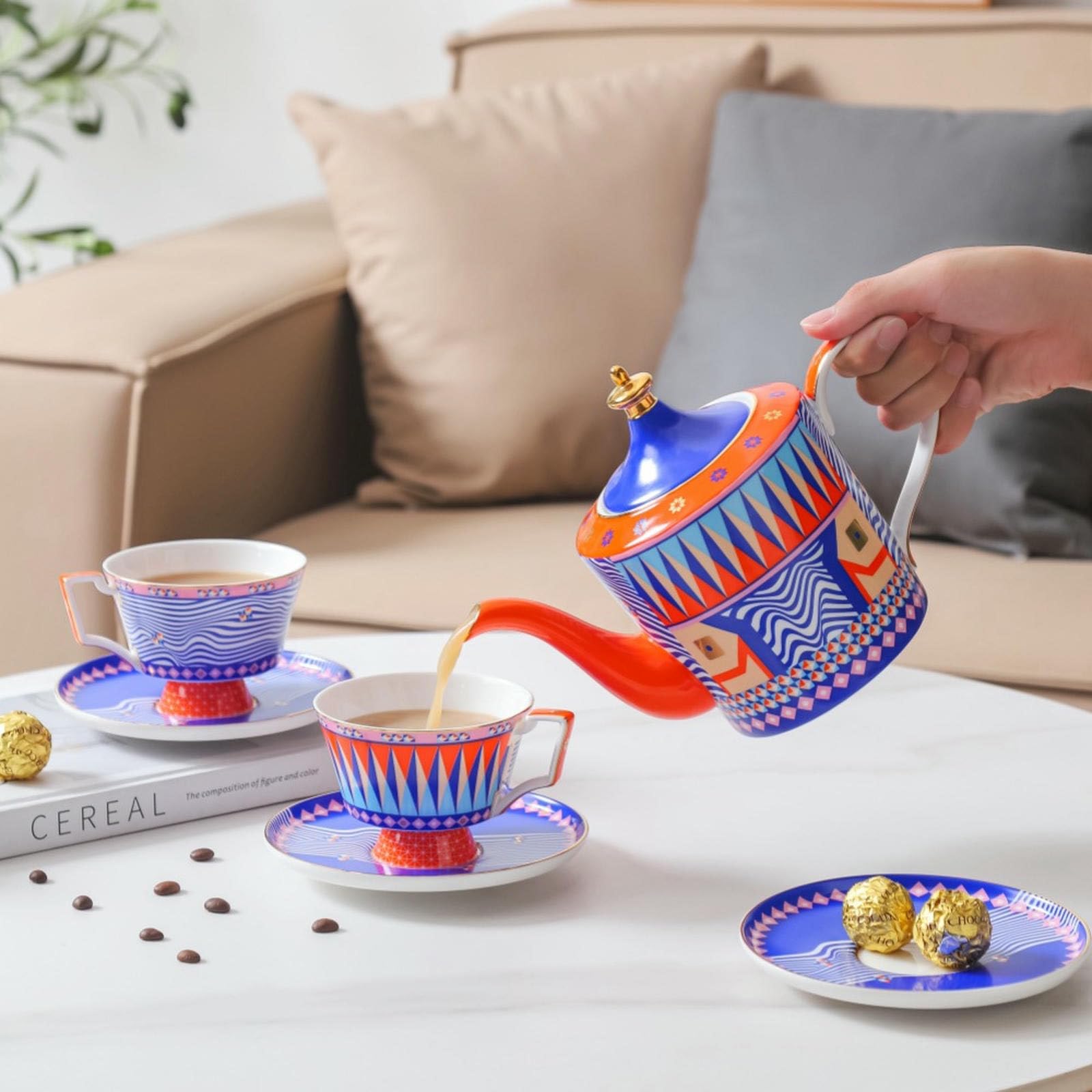 Taza de café de porcelana china creativa y personalizada, taza y platillo de cerámica para té de la tarde en casa, 1 olla, 4 tazas, 4 platillos, 4 cucharas, Knight Voyage, juego de caja