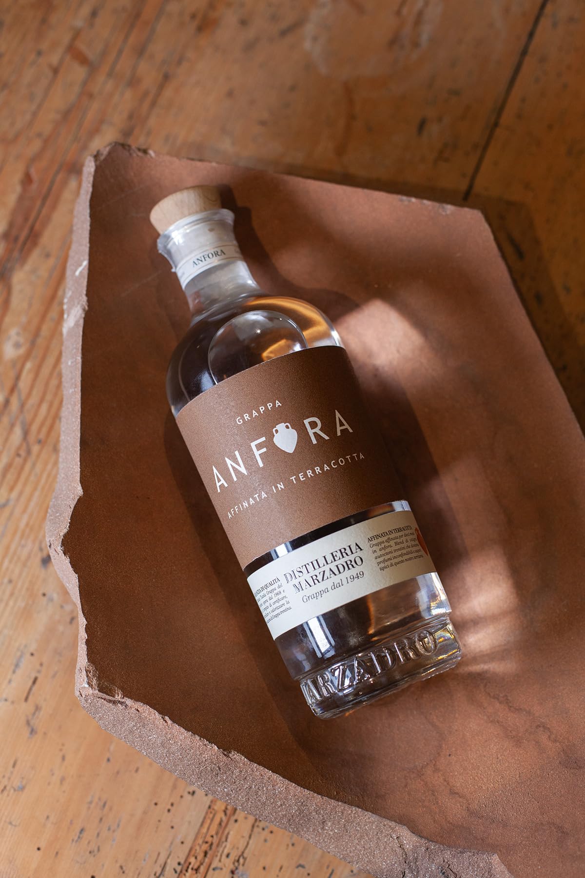 Marzadro, Grappa Anfora, affinamento in terracotta 10 mesi - bottiglia in vetro da 700ml