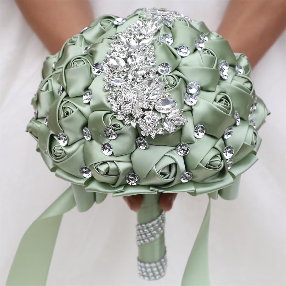 Bridal Wedding Bouquet Round Holding Bouquet Throw Toss Artificial Rose Flower Bunch for Bride Bridesmaid Wedding Quinceanera(Sage Green, 7.1")