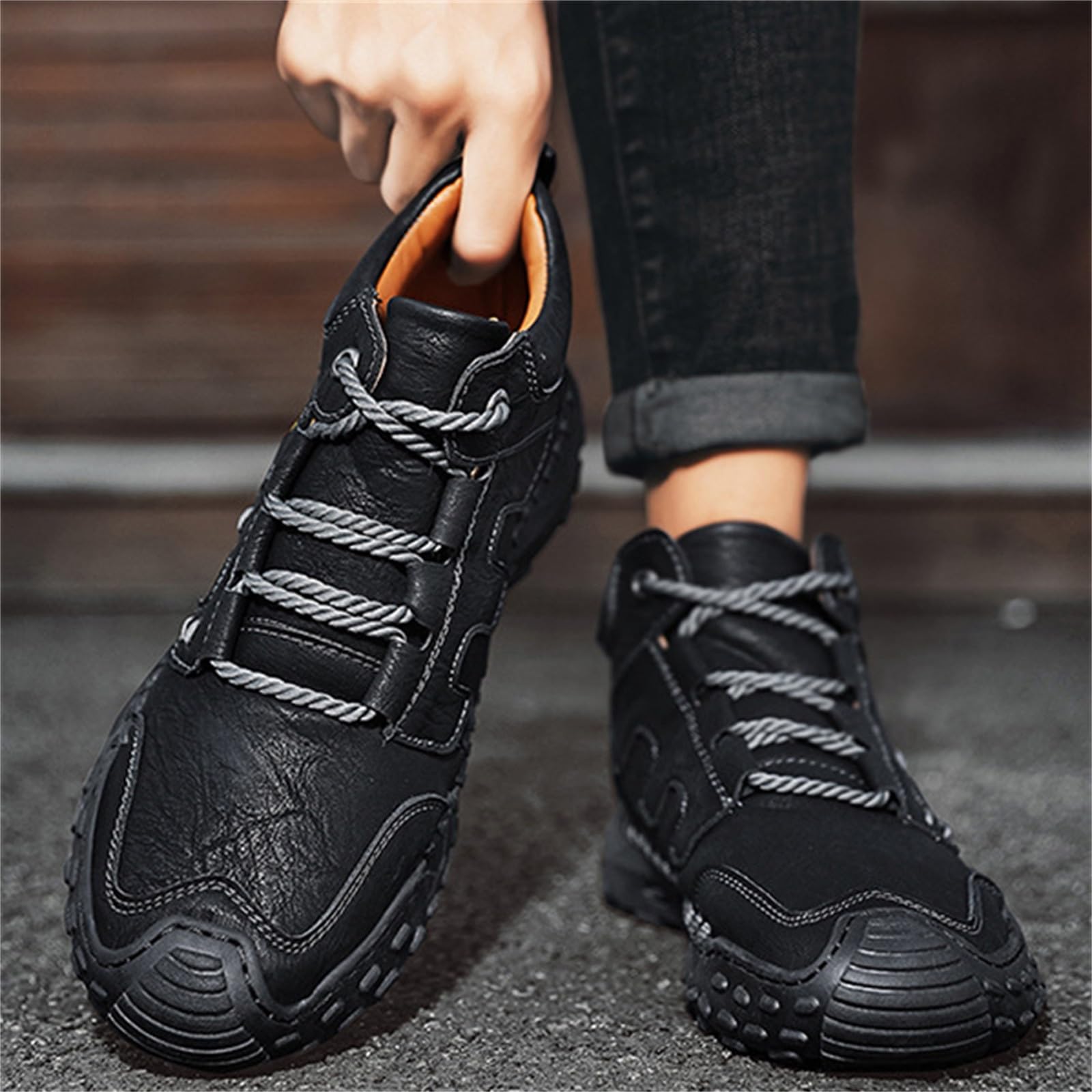 Męskie ręcznie szyte skórzane botki rustykalny naturalny styl sznurowane buty do chodzenia w ziemistych odcieniach wygodne obuwie outdoorowe dla mężczyzn