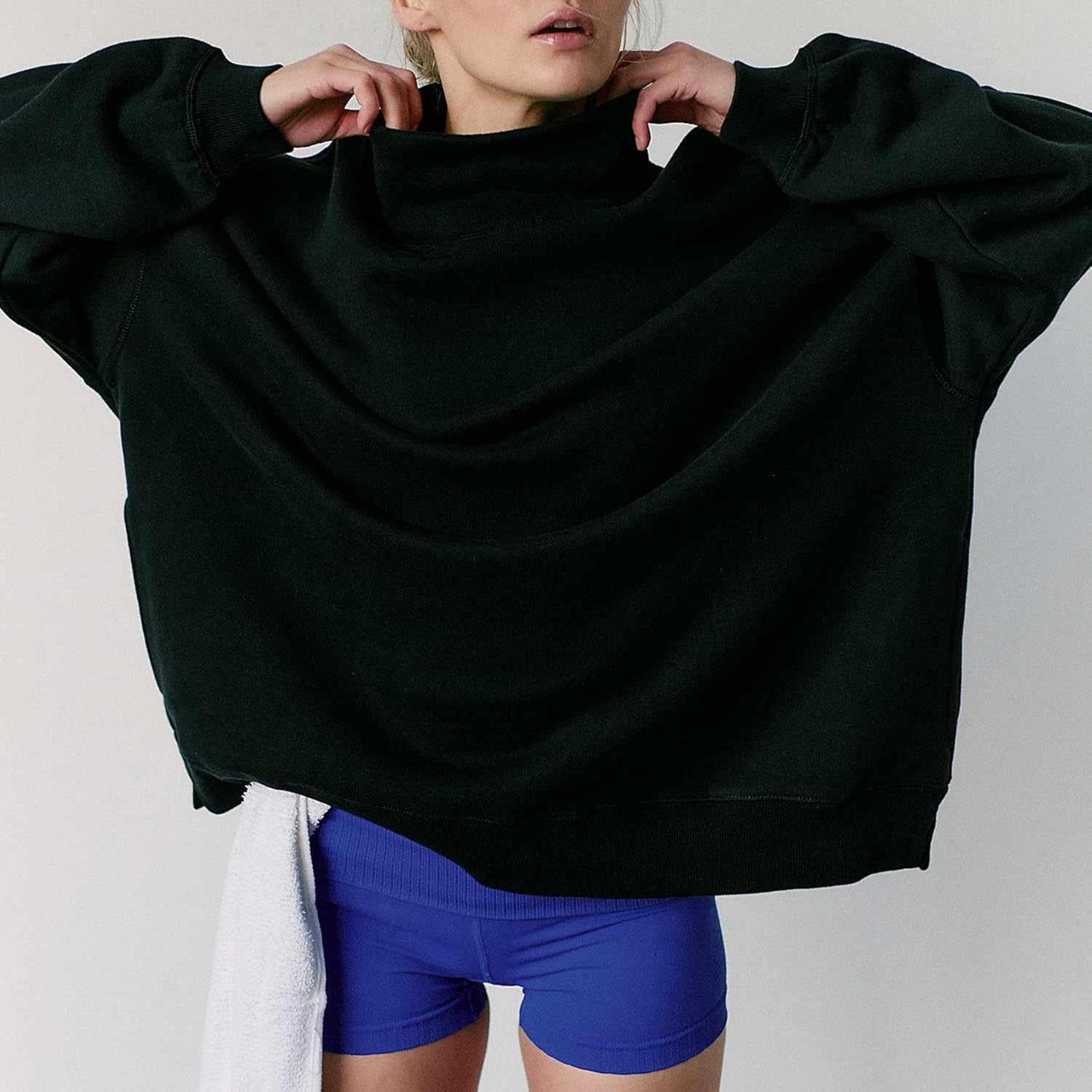 Hixiaohe Womens Mock Neck Sweatshirt Oversized Pullover Long Sleeve Tops Trendy Turtleneck Athletic Sweatshirt Loose Clothes