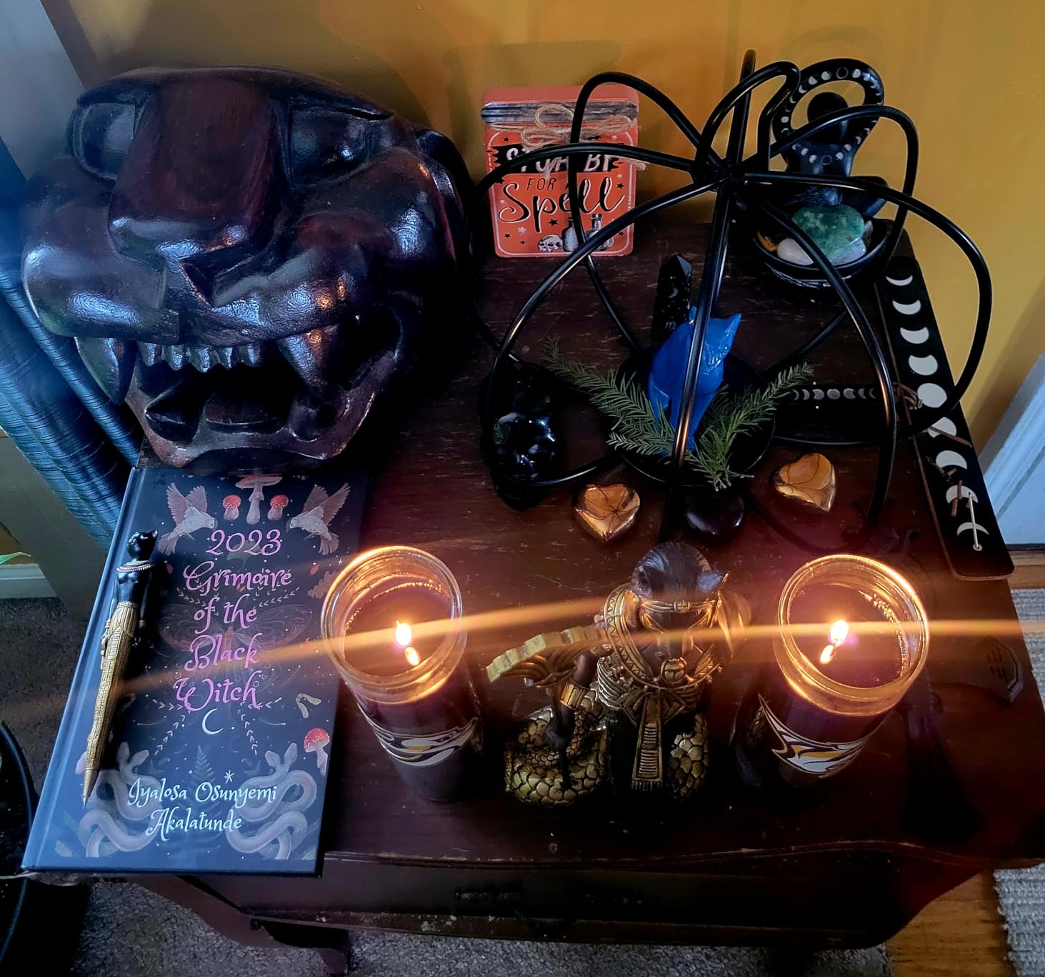 12" Wrought Iron Pumpkin Candle Holder (Black, 12 Inch