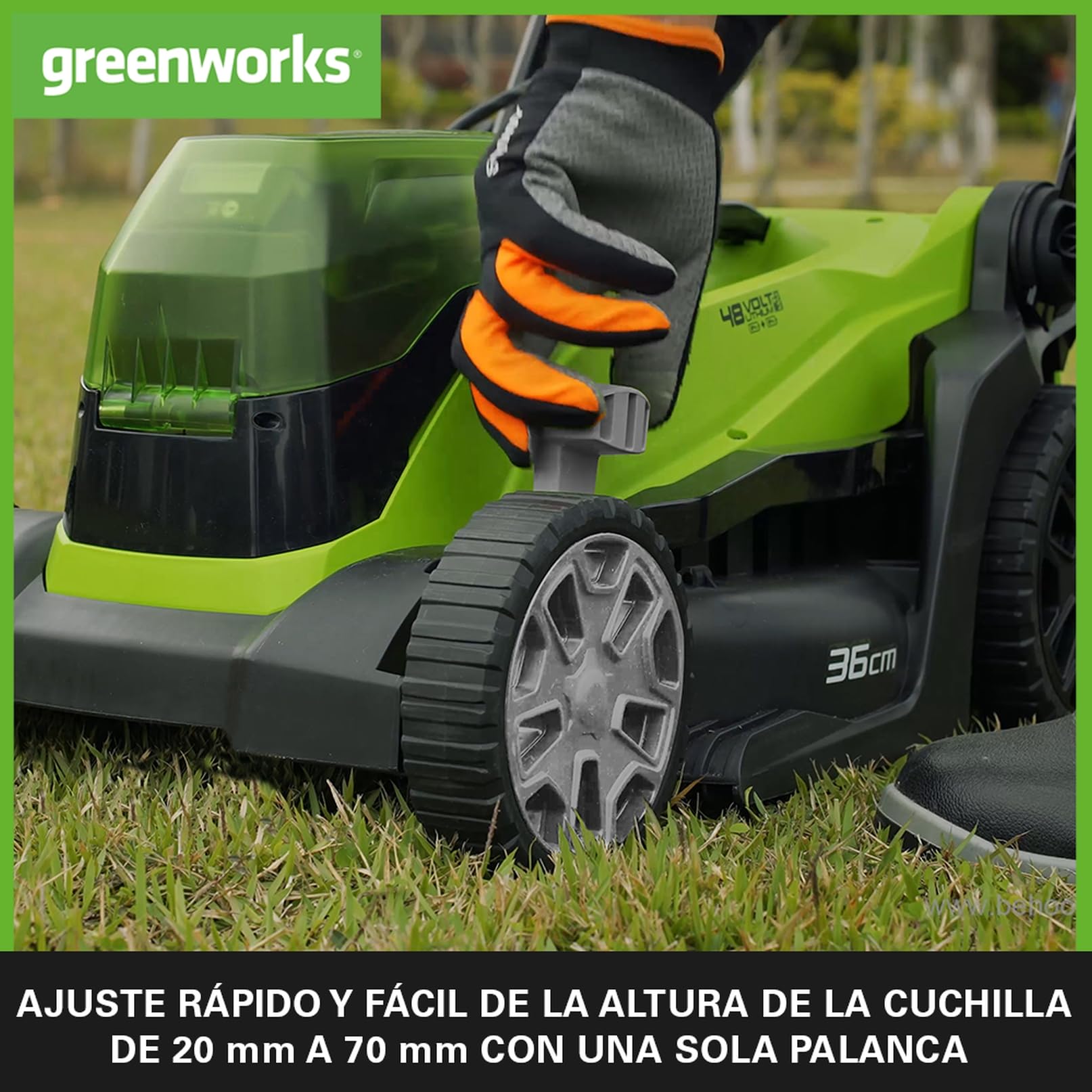 Greenworks Cortacésped de Batería 48V (24V x 2) para Céspedes de Hasta 210m², Ancho de Corte 36cm, Bolsa de 40L MÁS Dos de Baterías de 2x24V 2Ah y Cargador Doble，G24X2LM36K2X