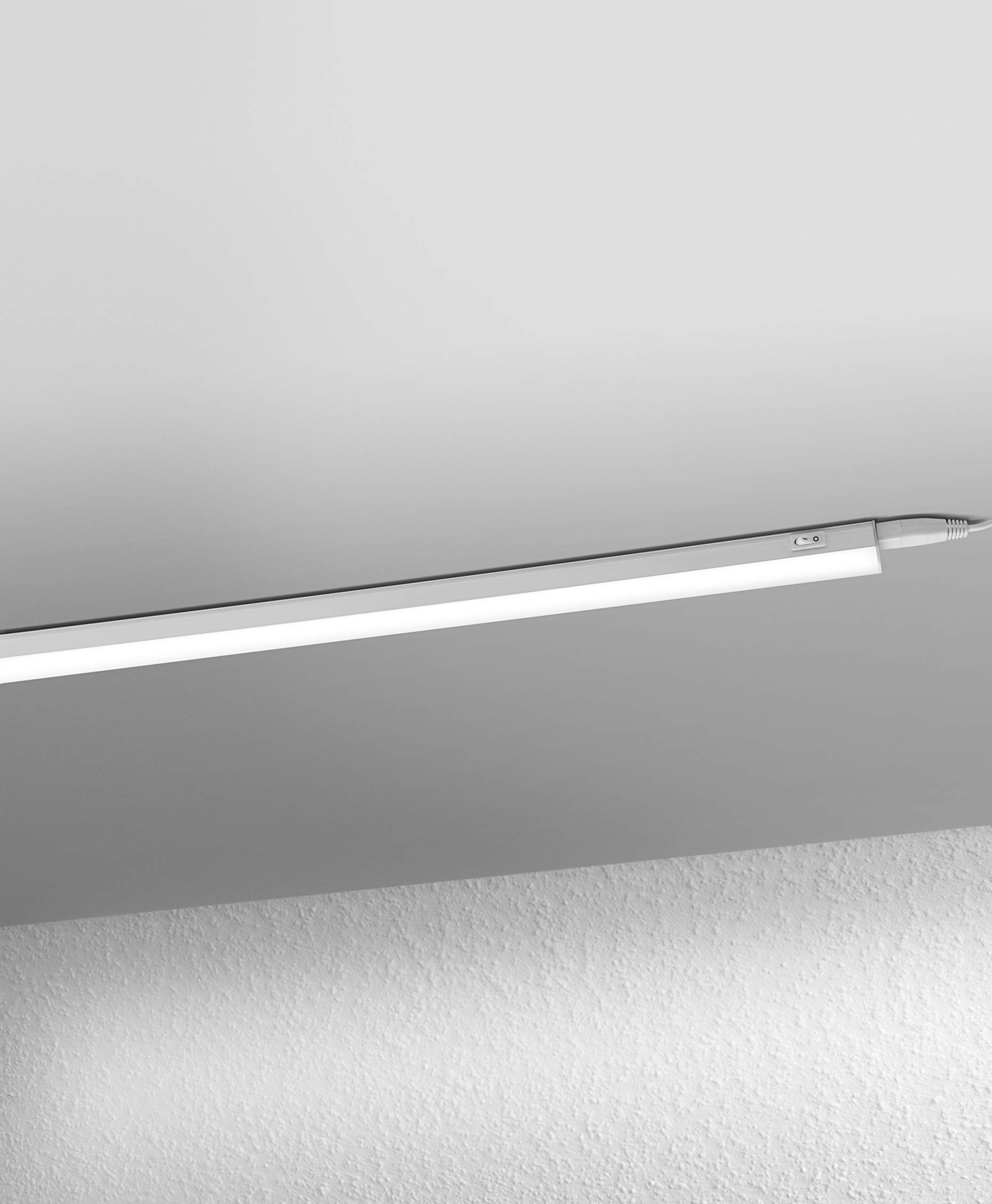 LEDVANCE LED la lumière de bande de lumière, de la lumière pour des applications d'intérieur, blanc chaud, longueur: 120 cm, commutateur LED Batten 4058075266988