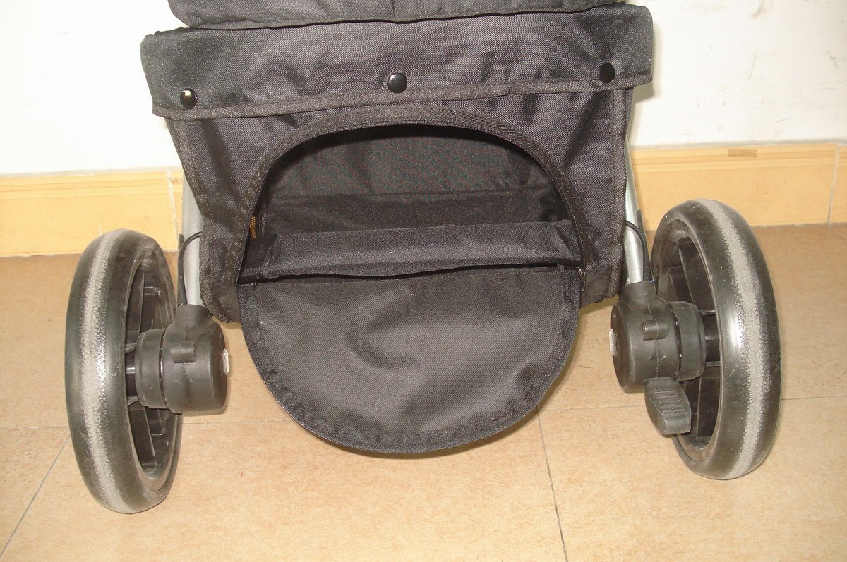 Amazon | NUOVO! ピッコロカーネ 対面式ペットストローラー TANTO モス