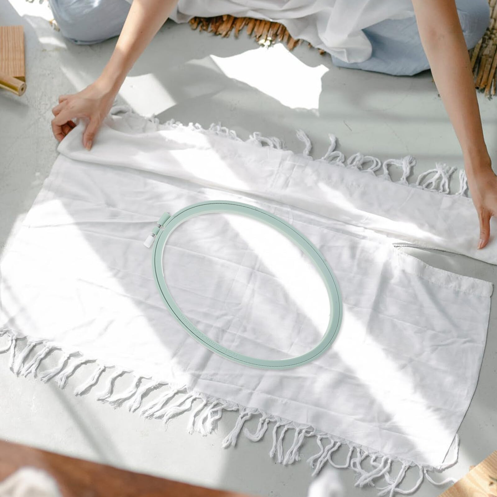 FONDOTIN 5 Stück Ovale Kreuzstichkreise aus Leichtem Abs Kunststoff Verstellbare Stickrahmen für Einfaches Sticken und Platzsparende Aufbewahrung