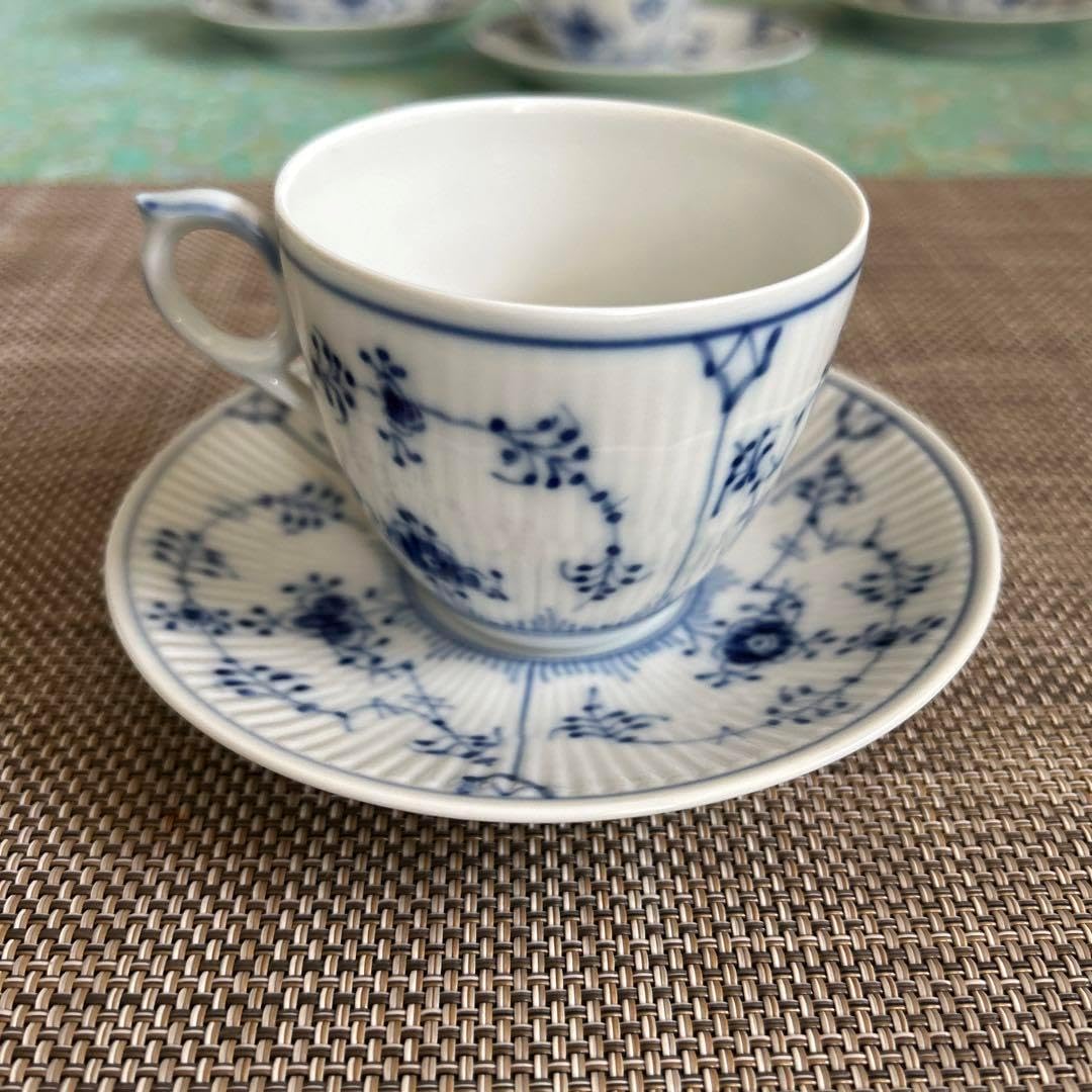 【未使用】ロイヤル コペンハーゲン(Royal Copenhagen) ホワイトフルーテッド　white fluted ロング　オーバル　皿　long oval dish 37cm ロイヤルコペンハーゲンROYAL COPENHAGEN ブルーパルメッテ 28センチ