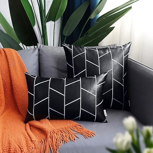 Miniatura 3 de BRAWARM Fundas de almohada de piel sintética de 22 x 22 pulgadas, fundas de almohada de cuero blanco y negro, paquete de 2, almohadas decorativas de